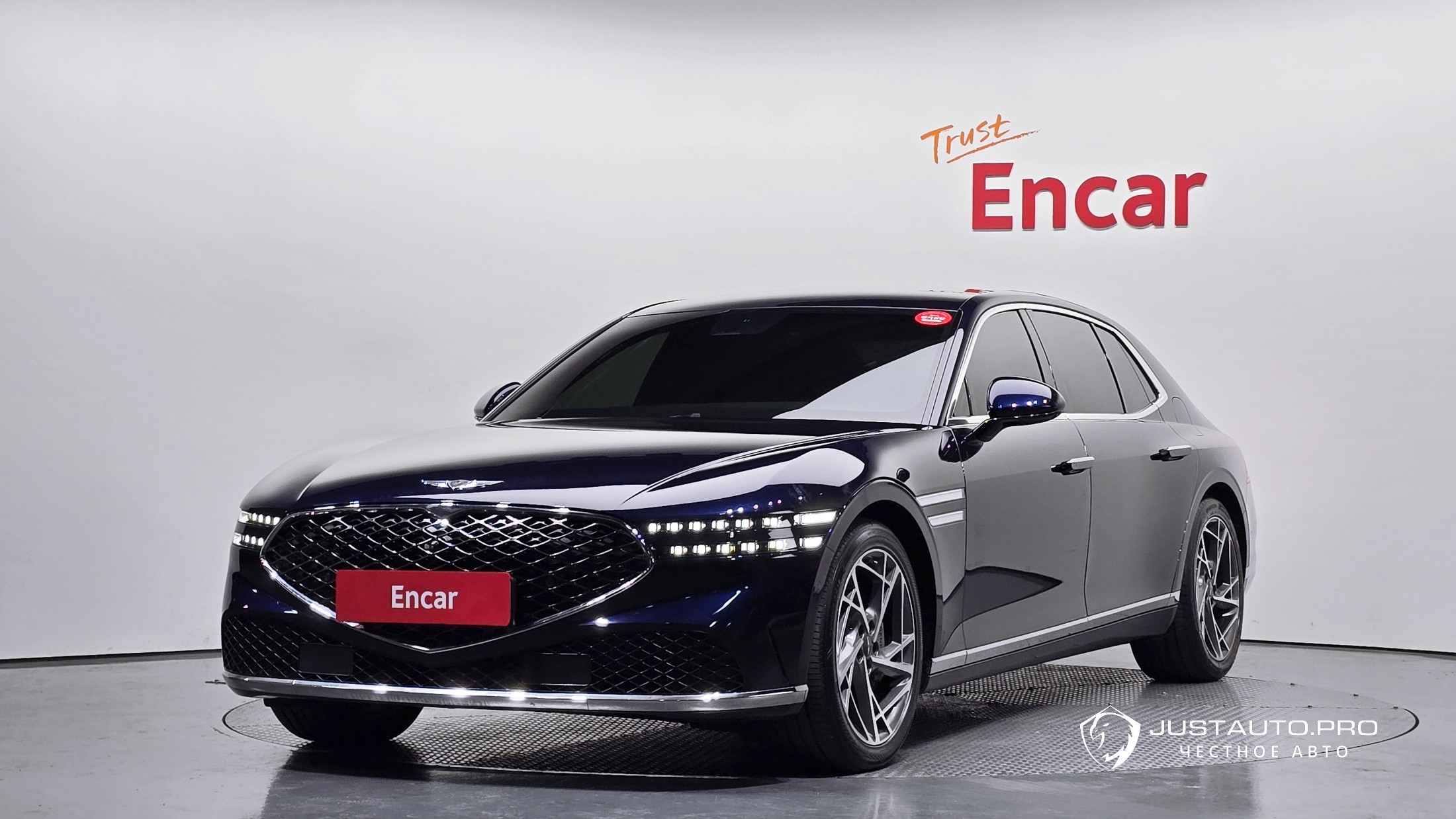 Автомобиль Genesis G90