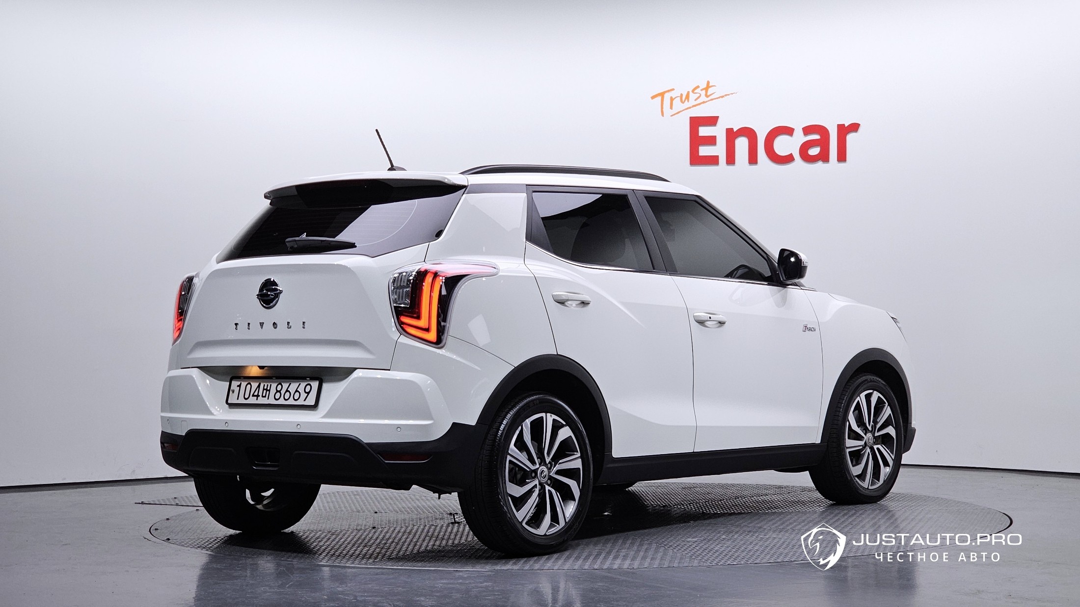 Автомобиль KG_Mobility_Ssangyong TIBOLI