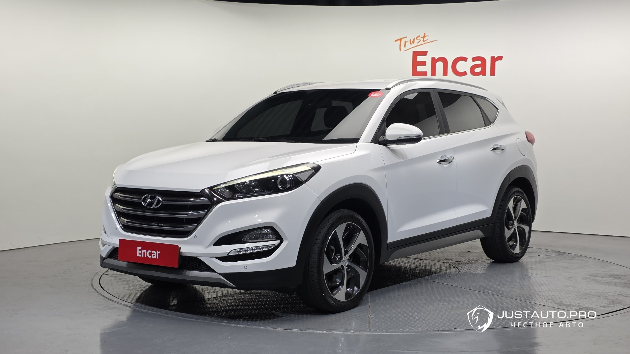 Автомобиль Hyundai Tucson