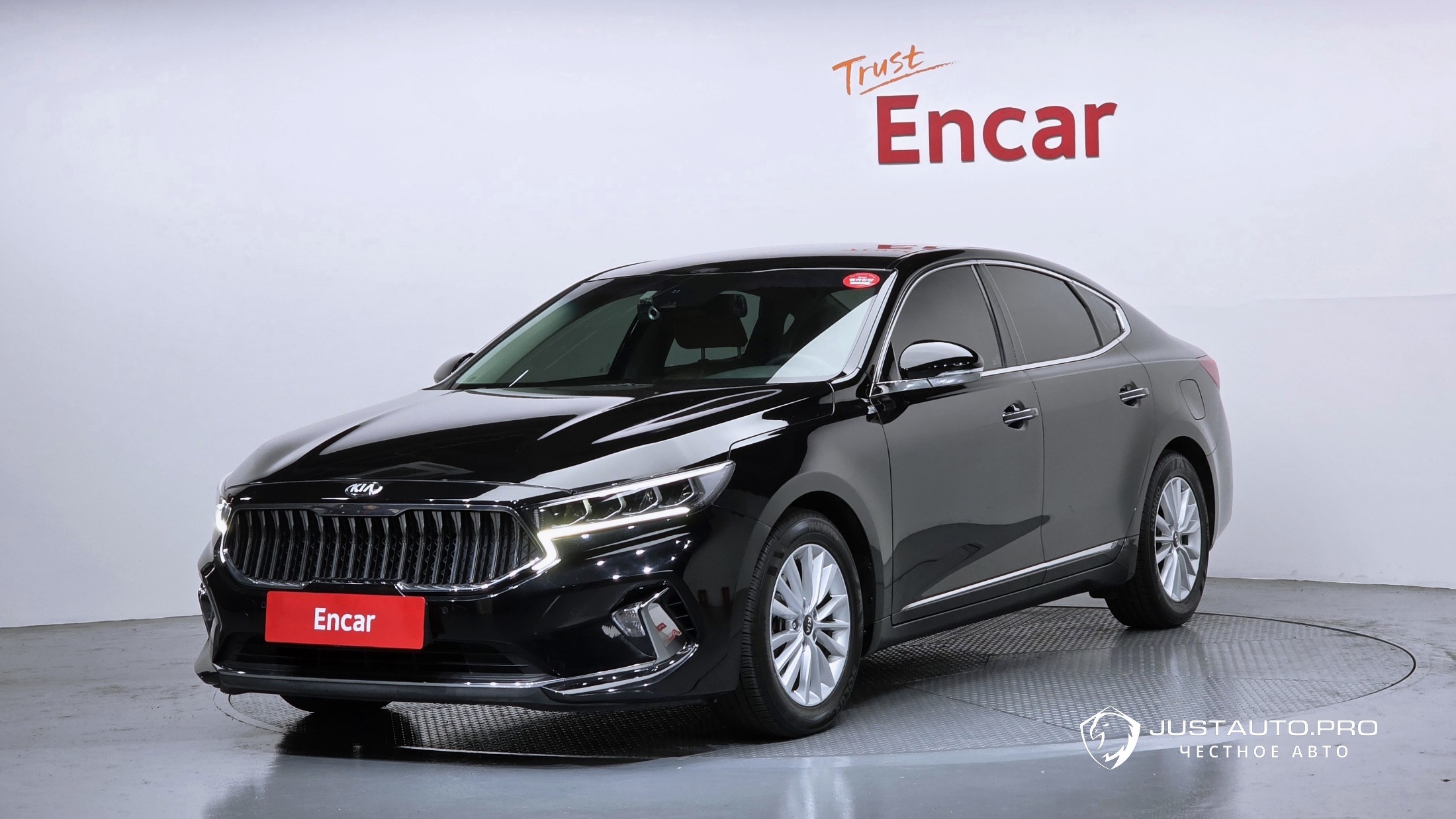 Автомобиль Kia K7