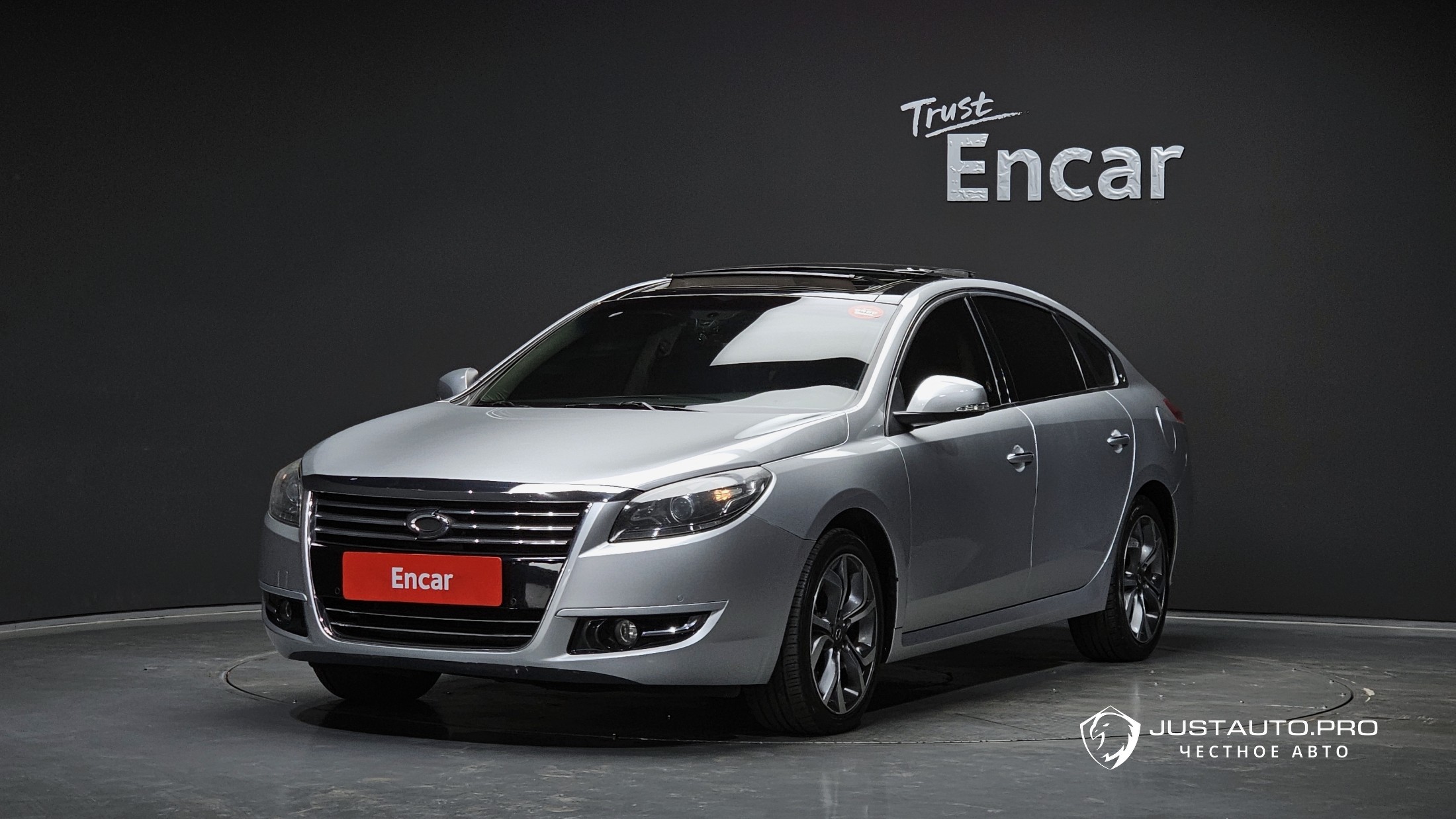 Автомобиль Renault-KoreaSamsung SM7