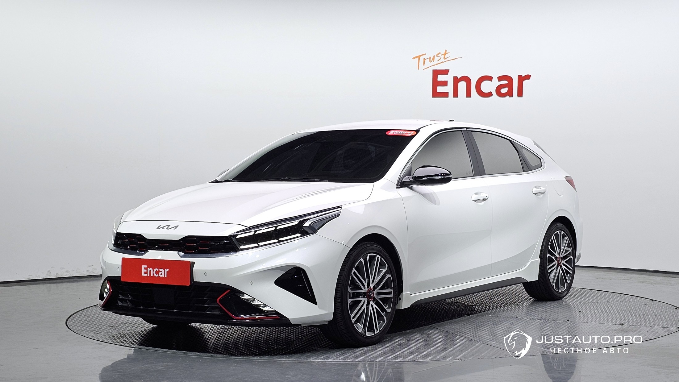 Автомобиль Kia K3
