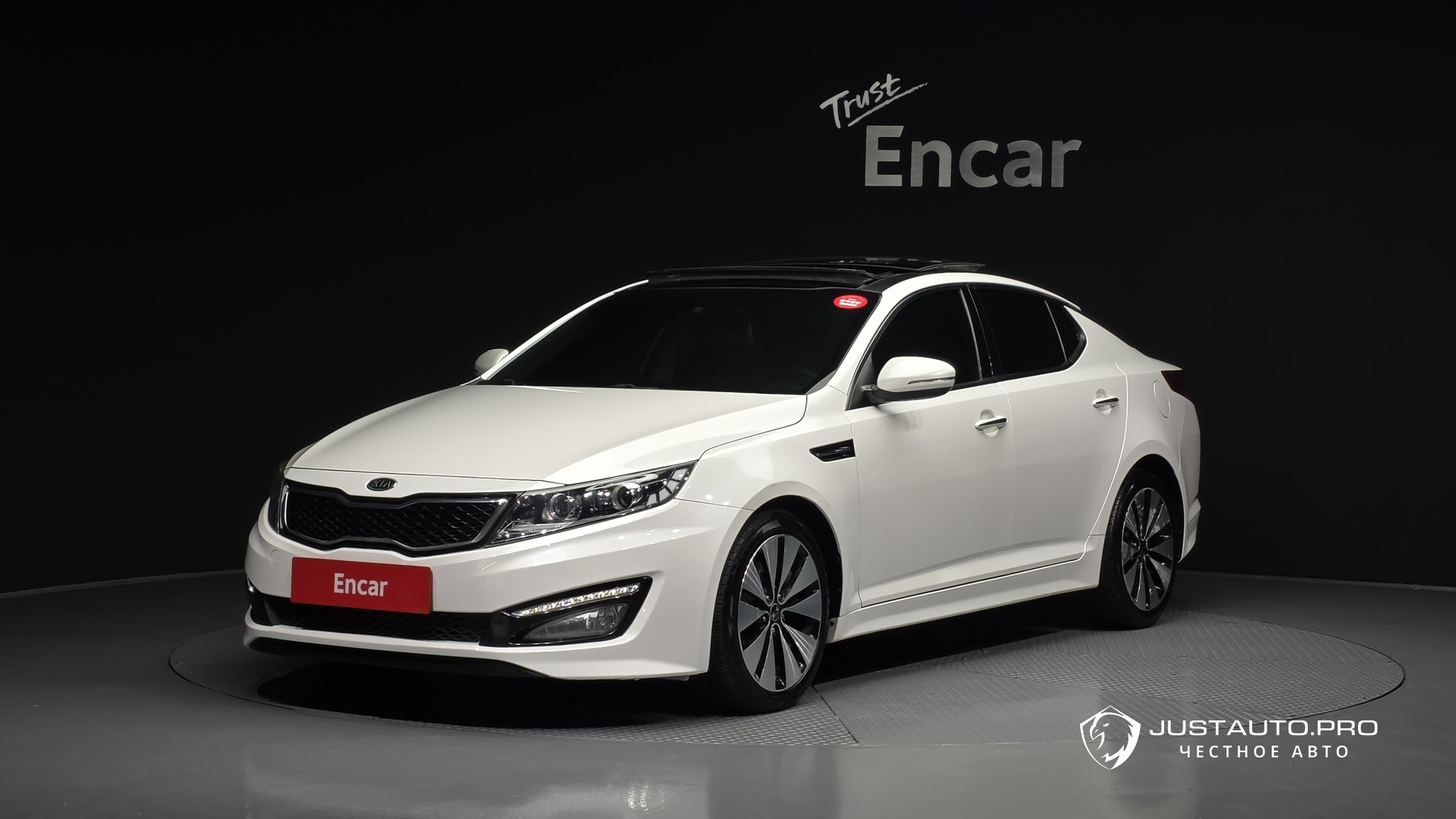 Автомобиль Kia K5