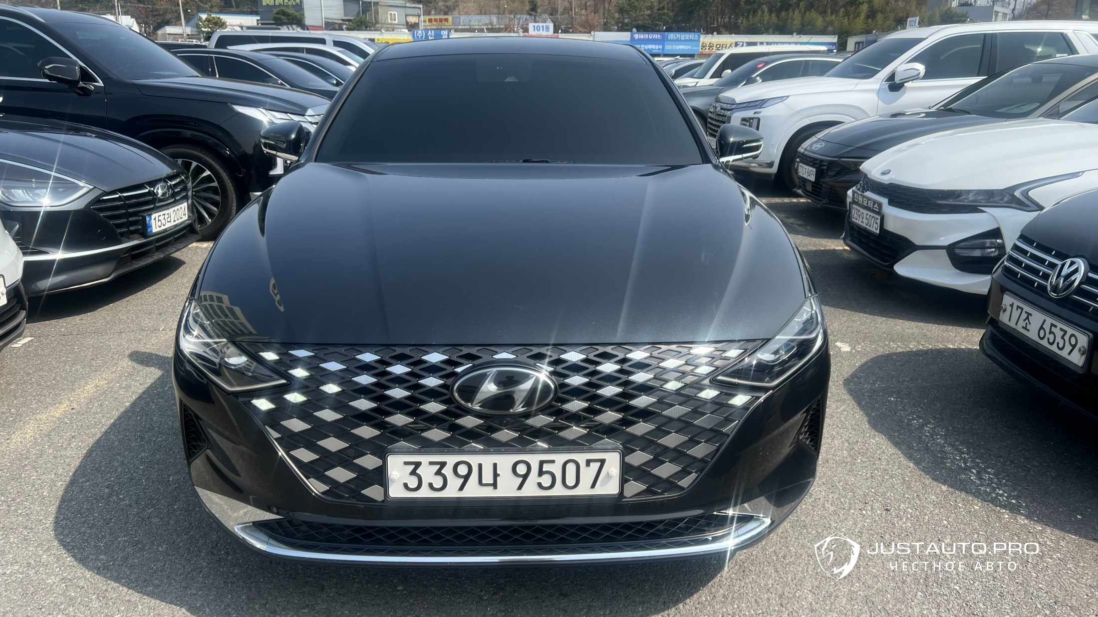 Автомобиль Hyundai Grandeur
