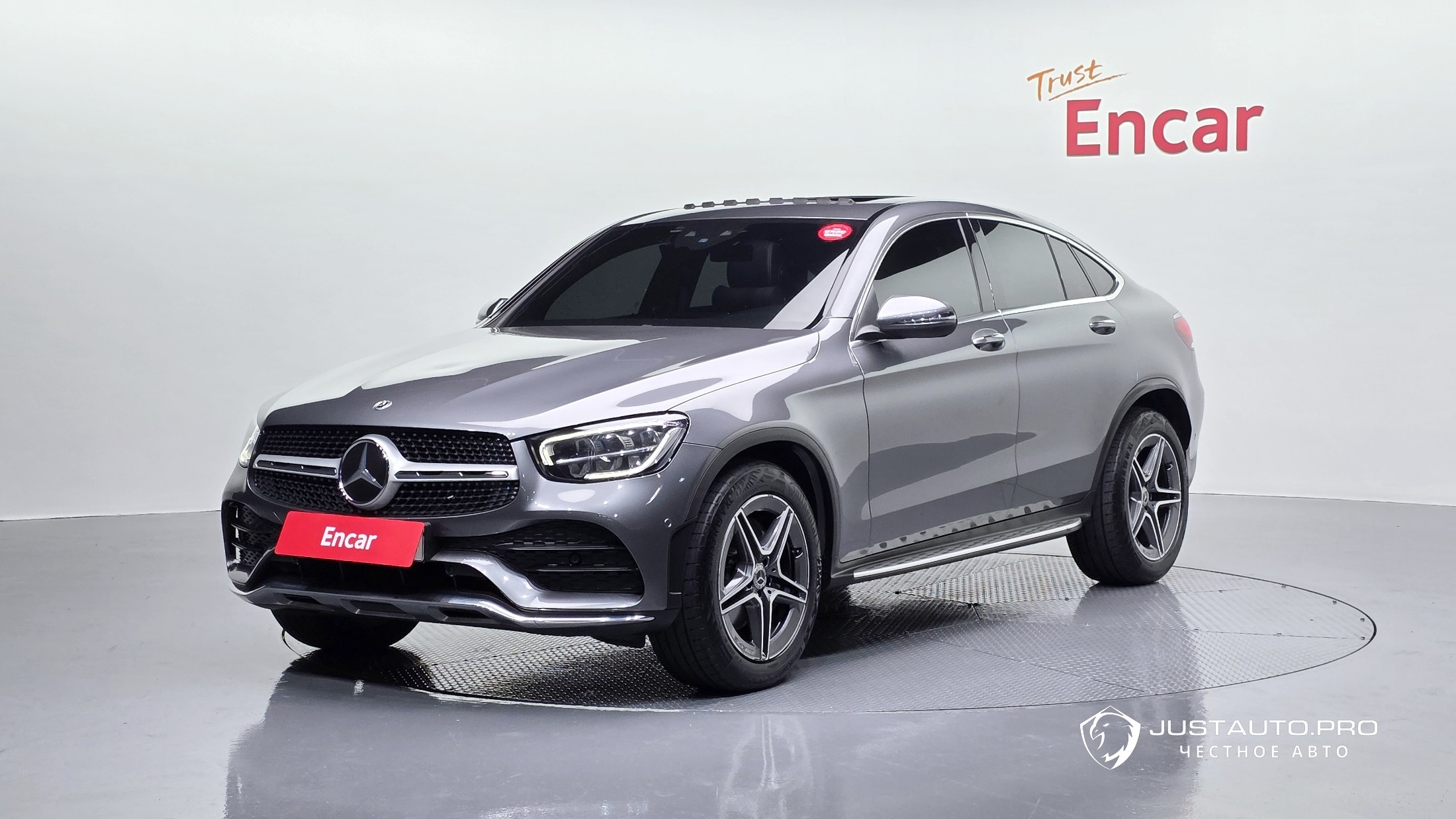 Автомобиль Mercedes-Benz GLC-Class