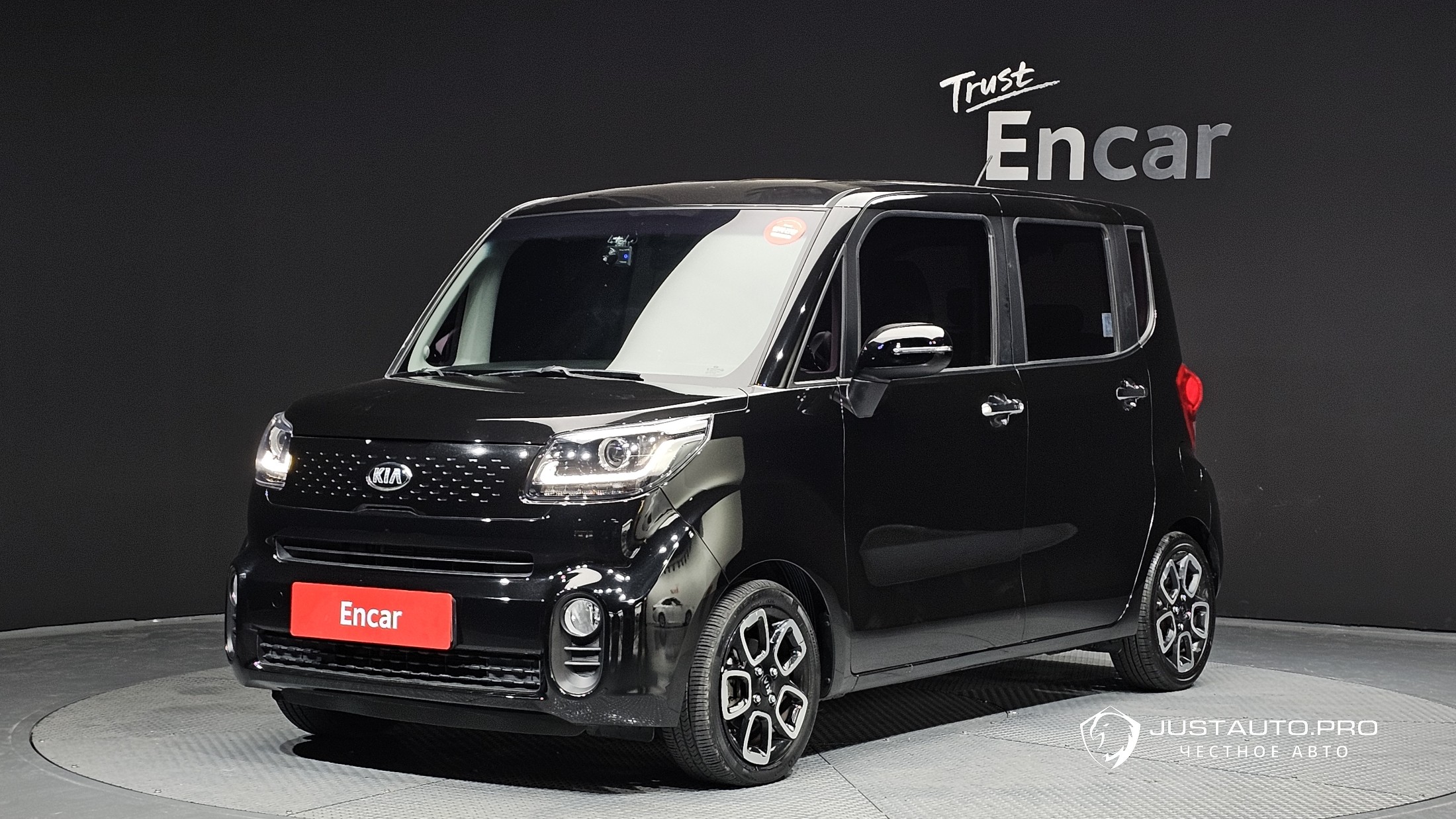 Автомобиль Kia RAY