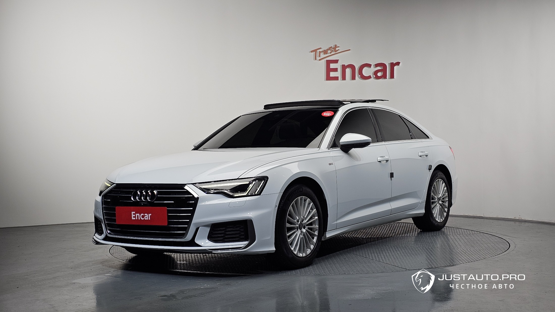Автомобиль Audi A6