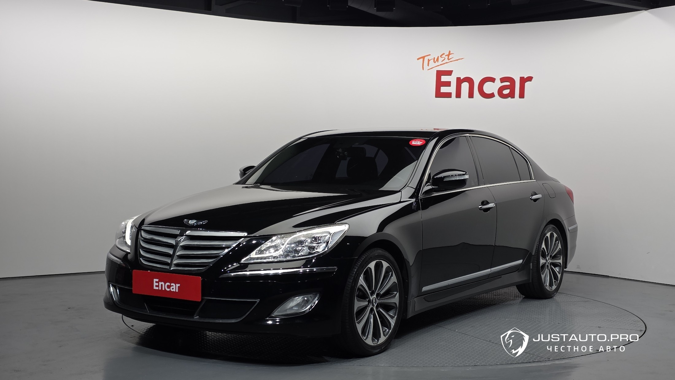 Автомобиль Hyundai Genesis