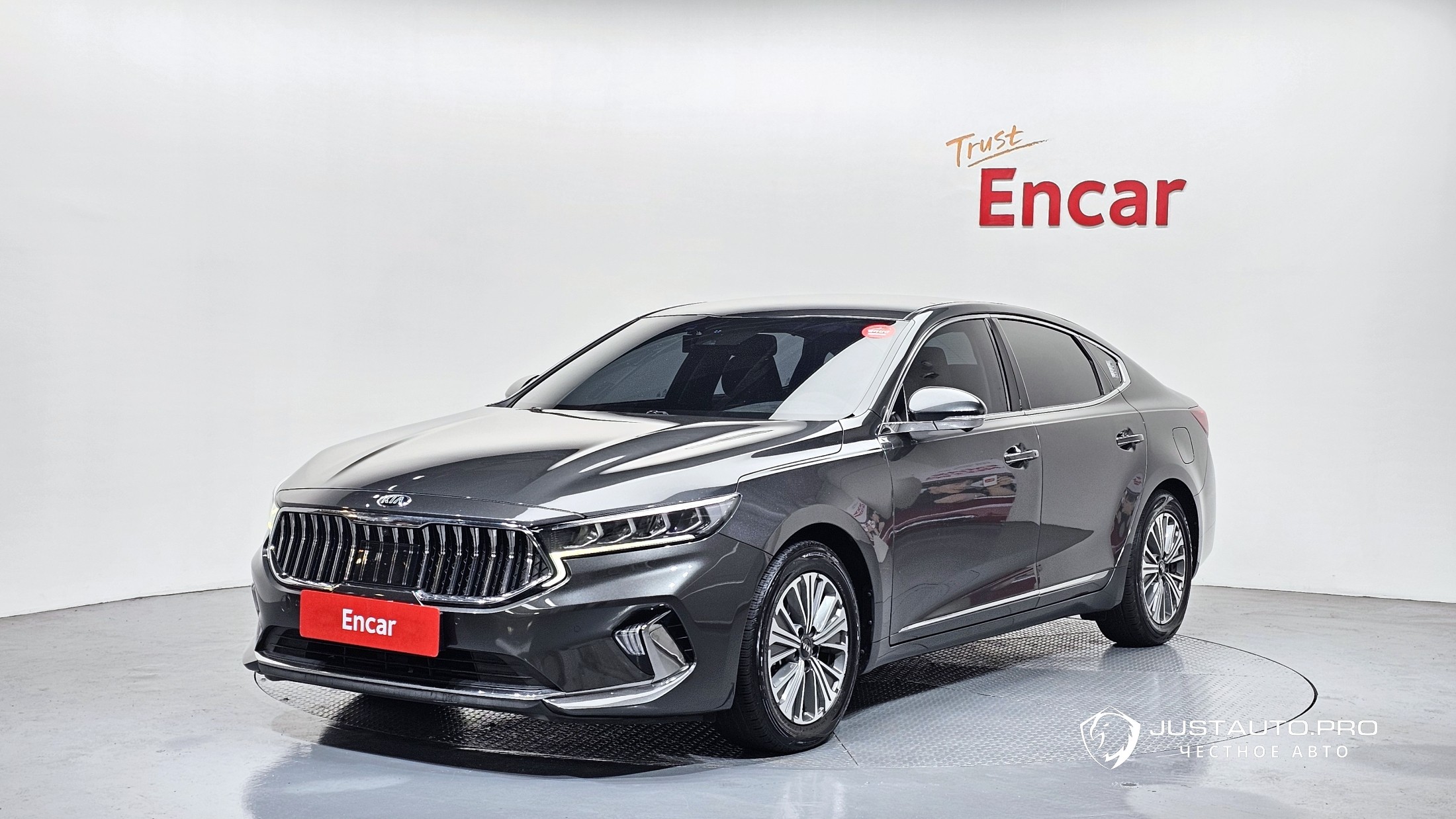 Автомобиль Kia K7