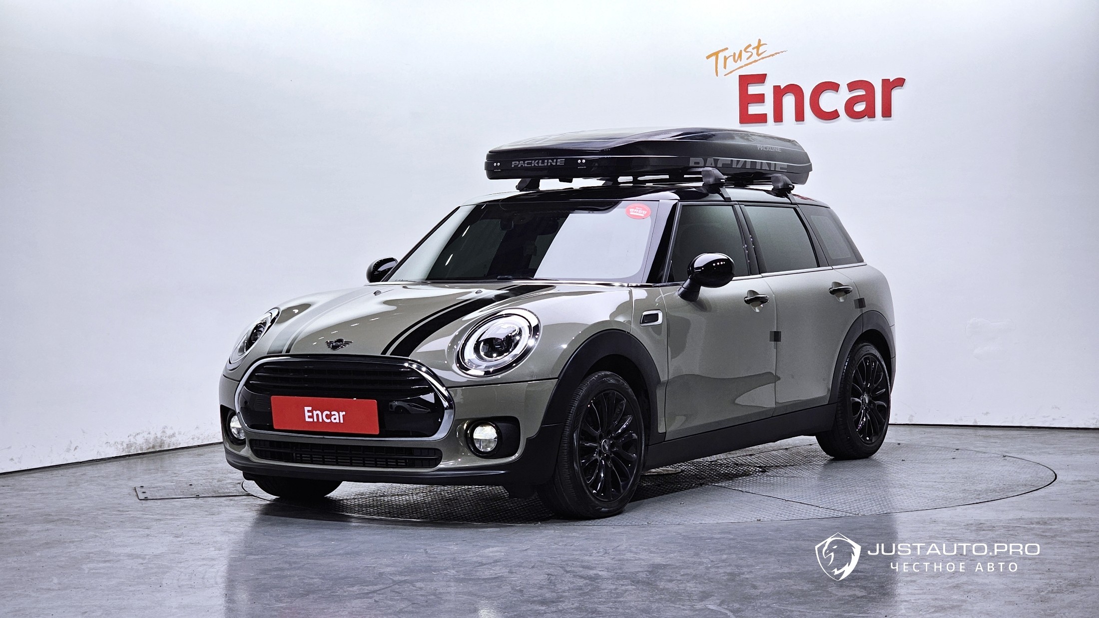 Автомобиль Mini Clubman