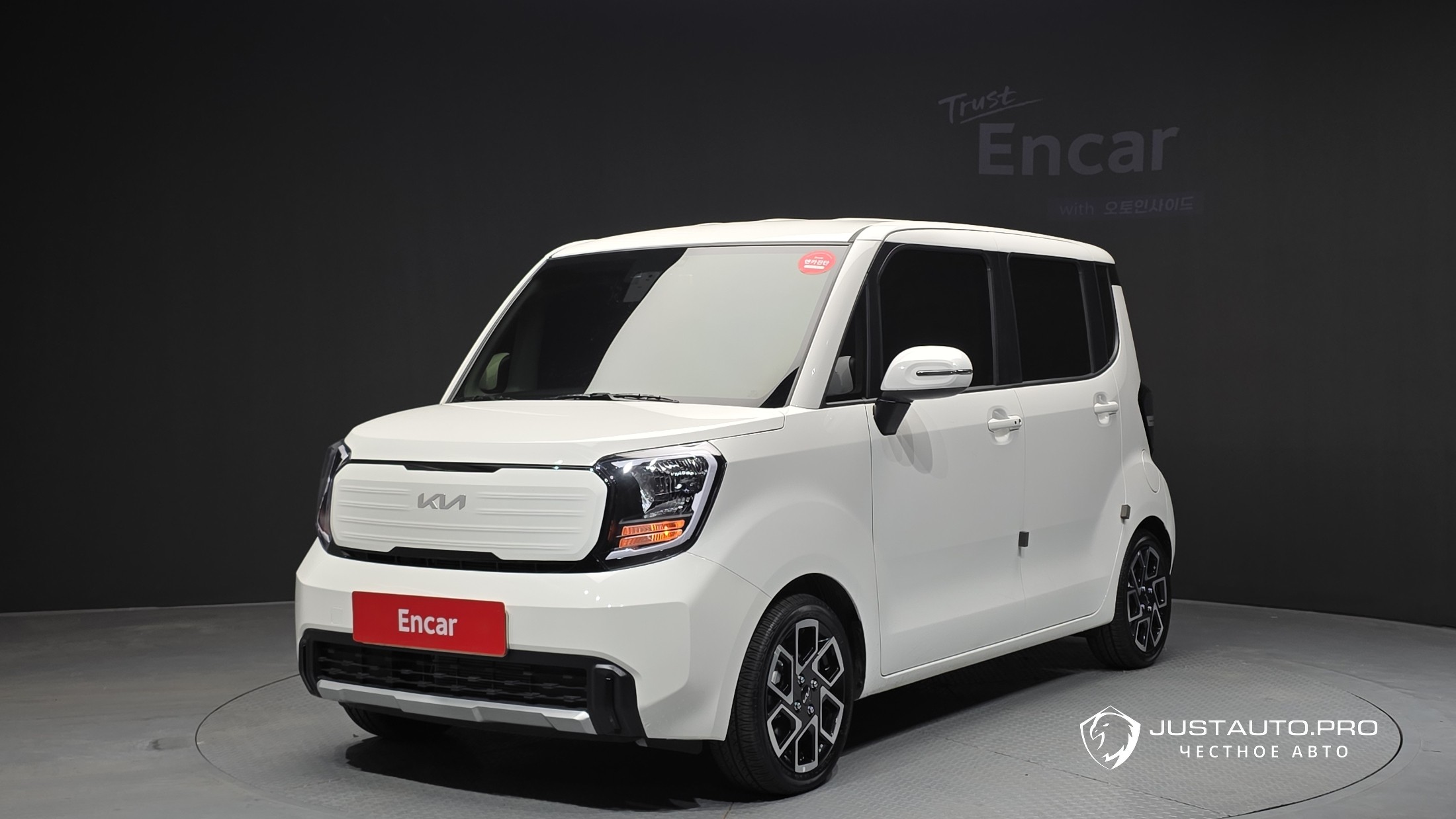 Автомобиль Kia RAY