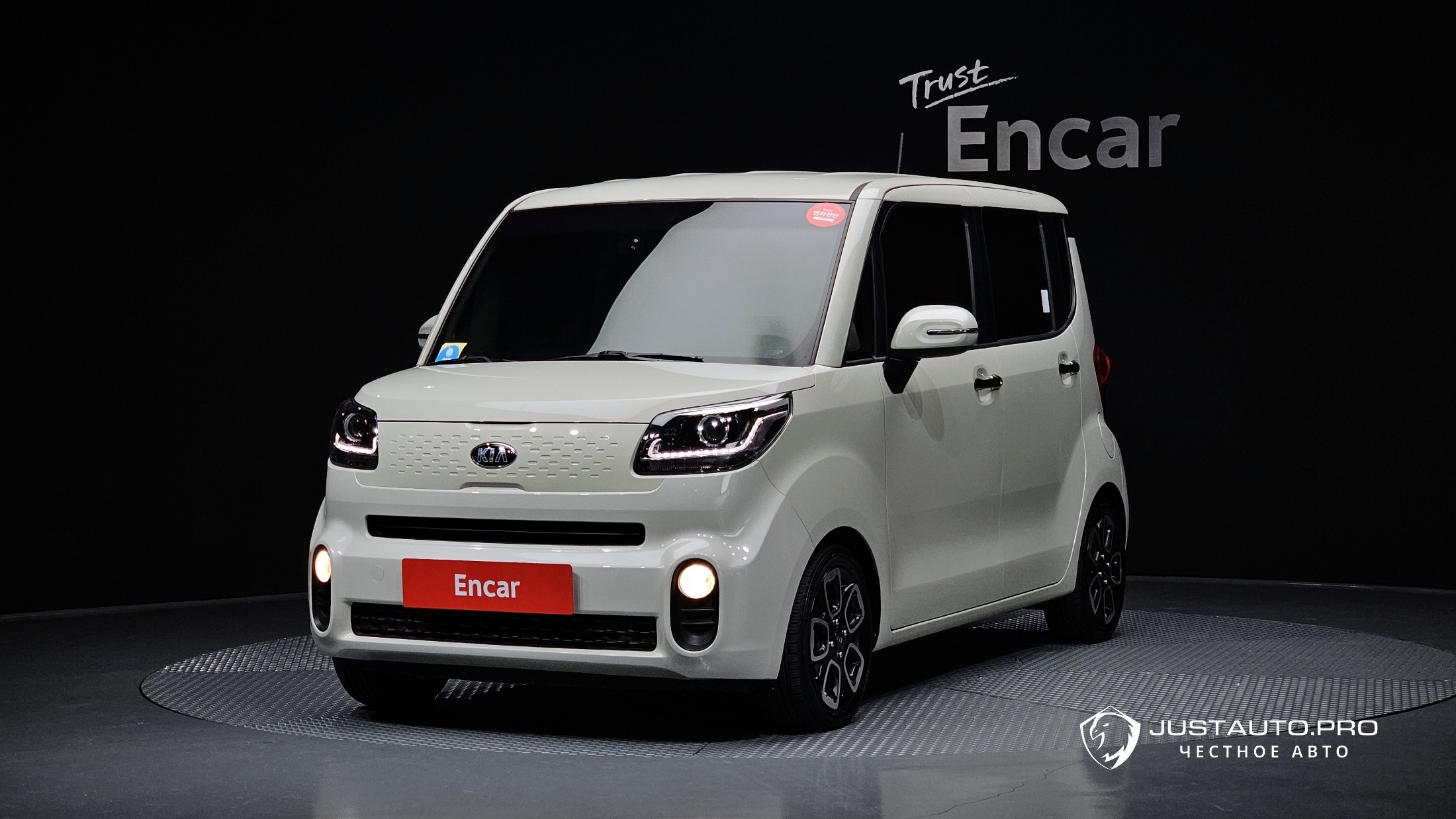 Автомобиль Kia RAY