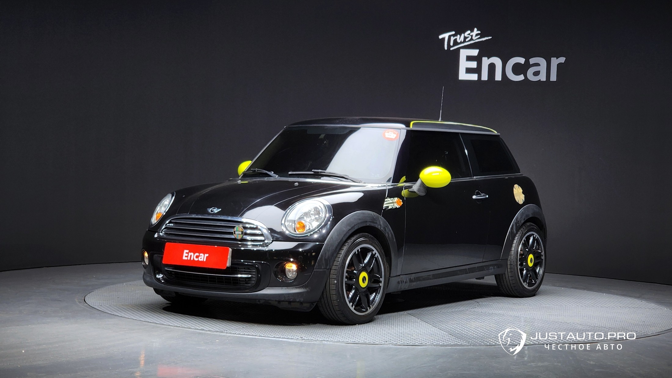 Автомобиль Mini Cooper