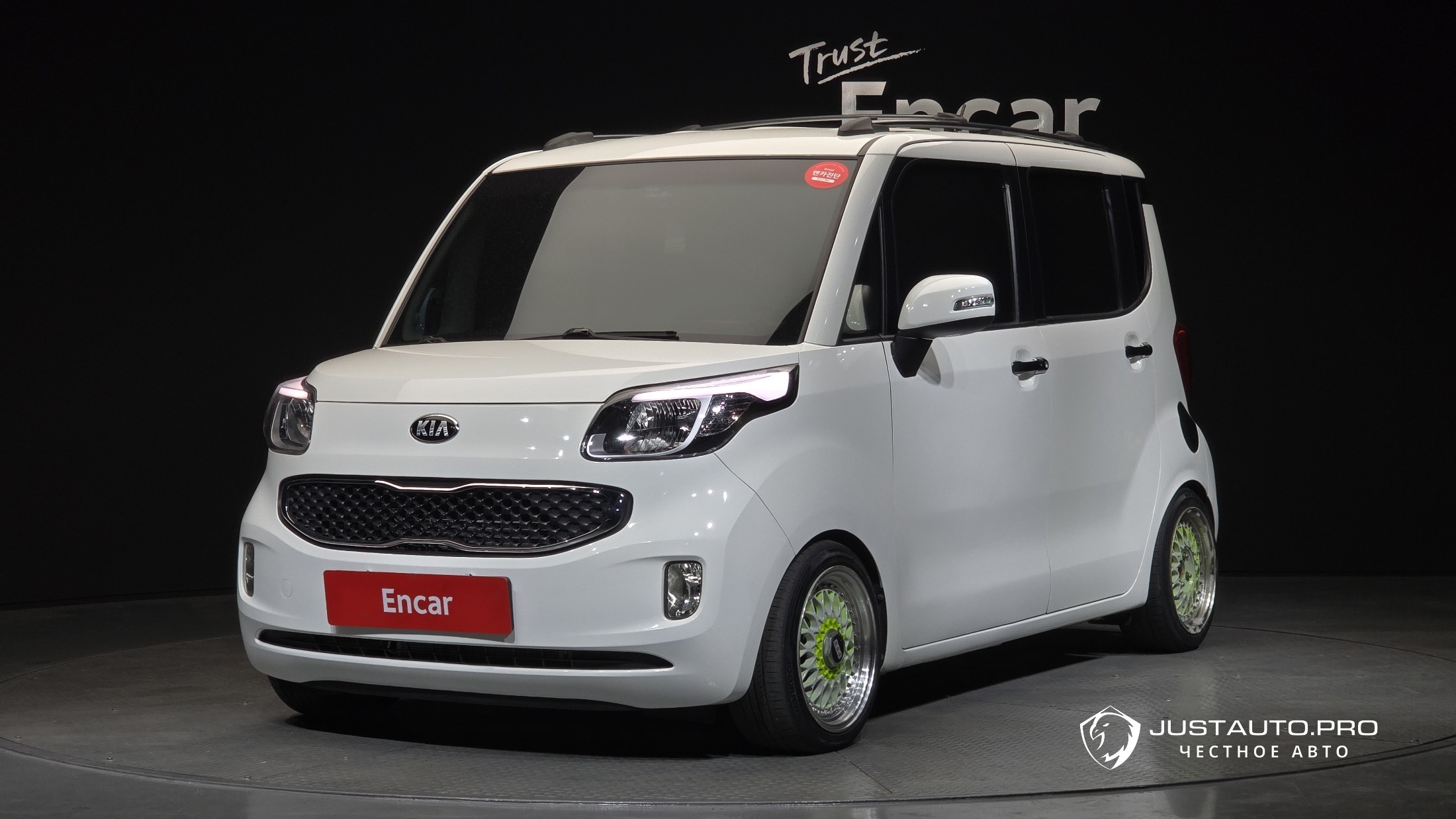 Автомобиль Kia RAY