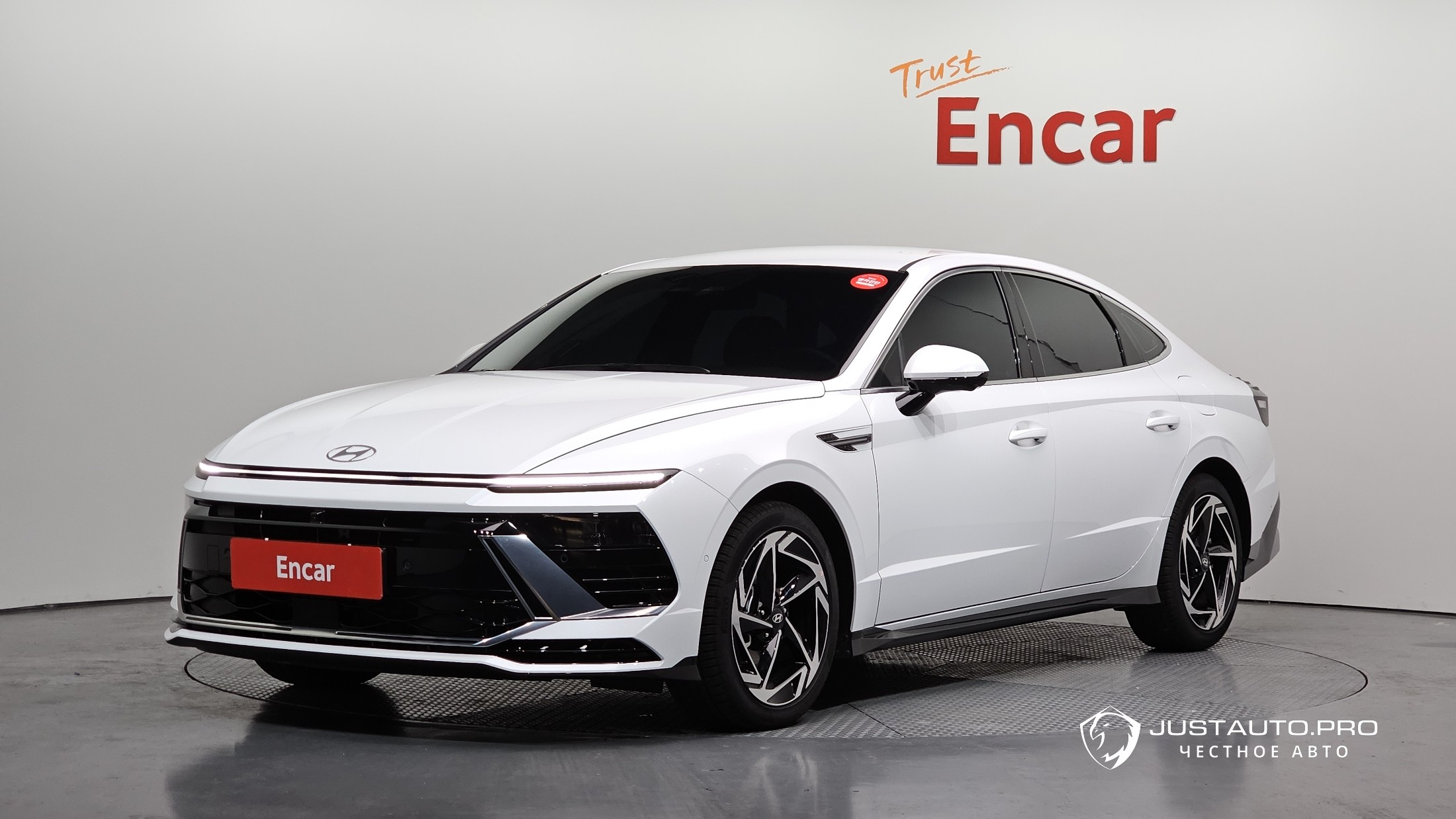 Автомобиль Hyundai Sonata
