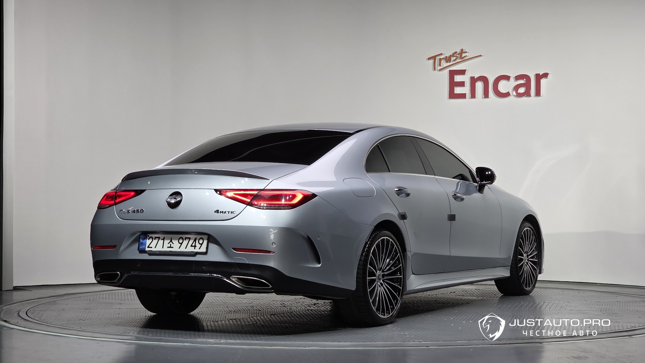 Автомобиль Mercedes-Benz CLS-Class