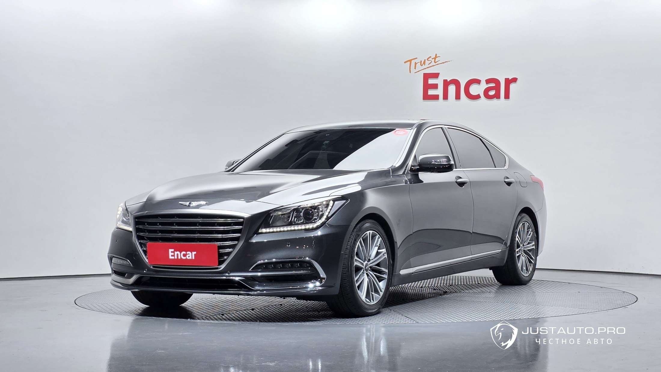 Автомобиль Genesis G80