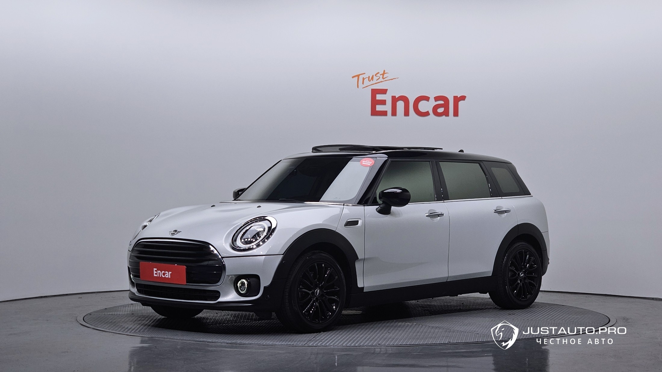 Автомобиль Mini Clubman