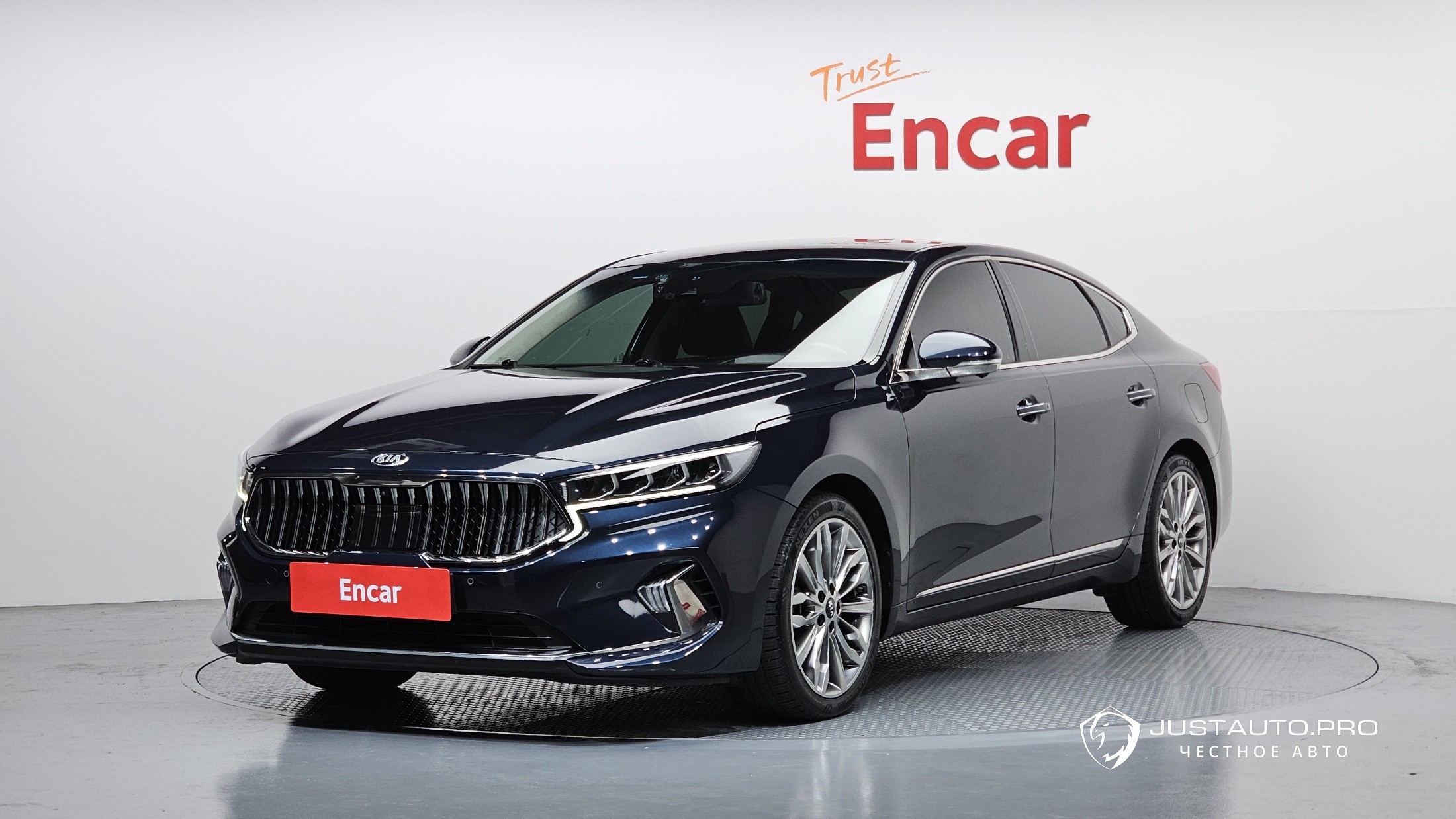 Автомобиль Kia K7