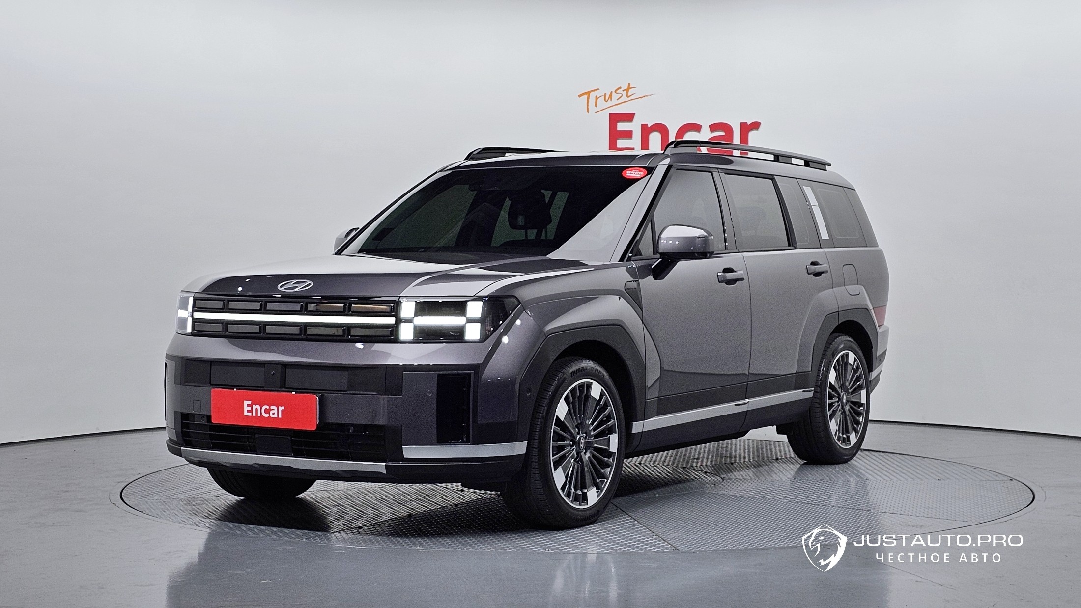 Автомобиль Hyundai Santafe