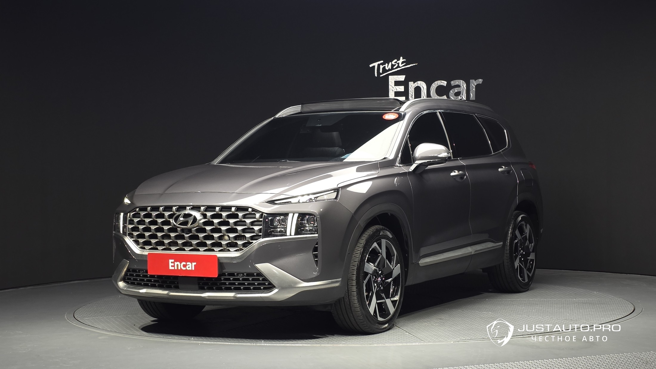Автомобиль Hyundai Santafe