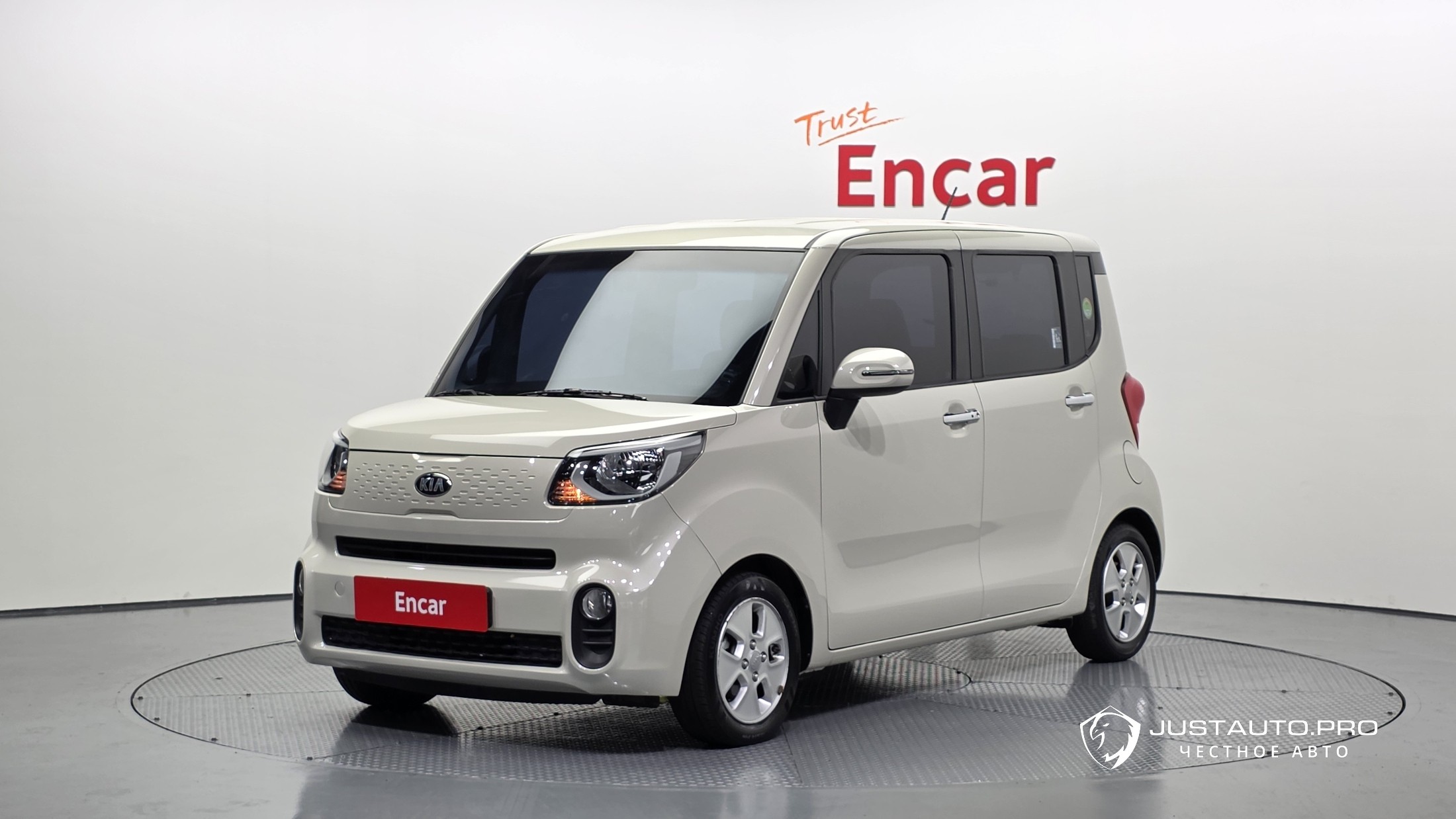 Автомобиль Kia RAY