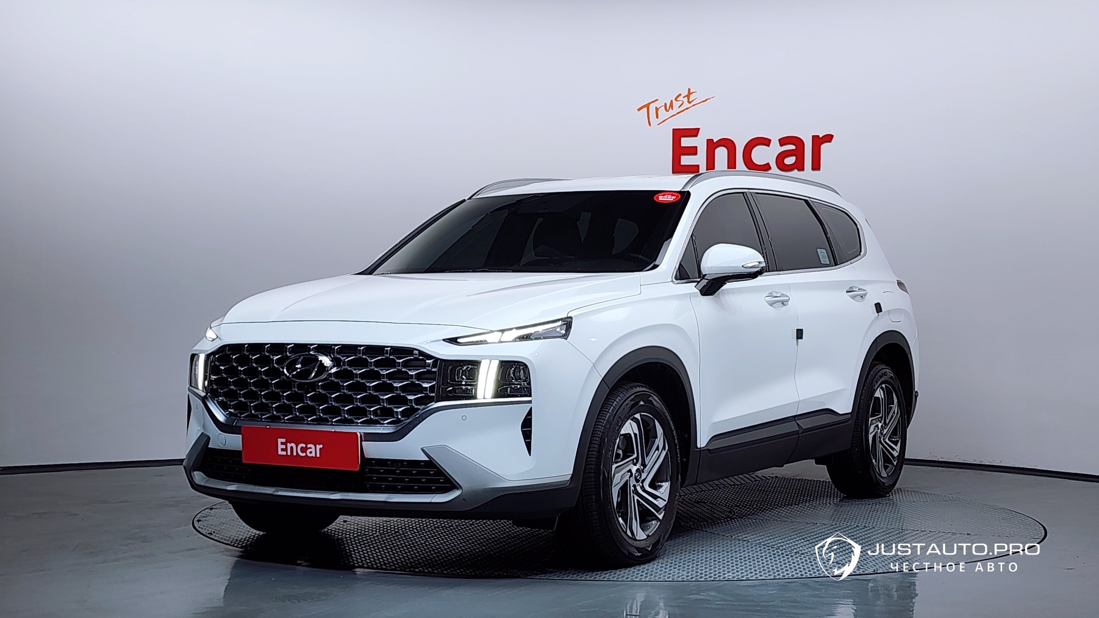 Автомобиль Hyundai Santafe