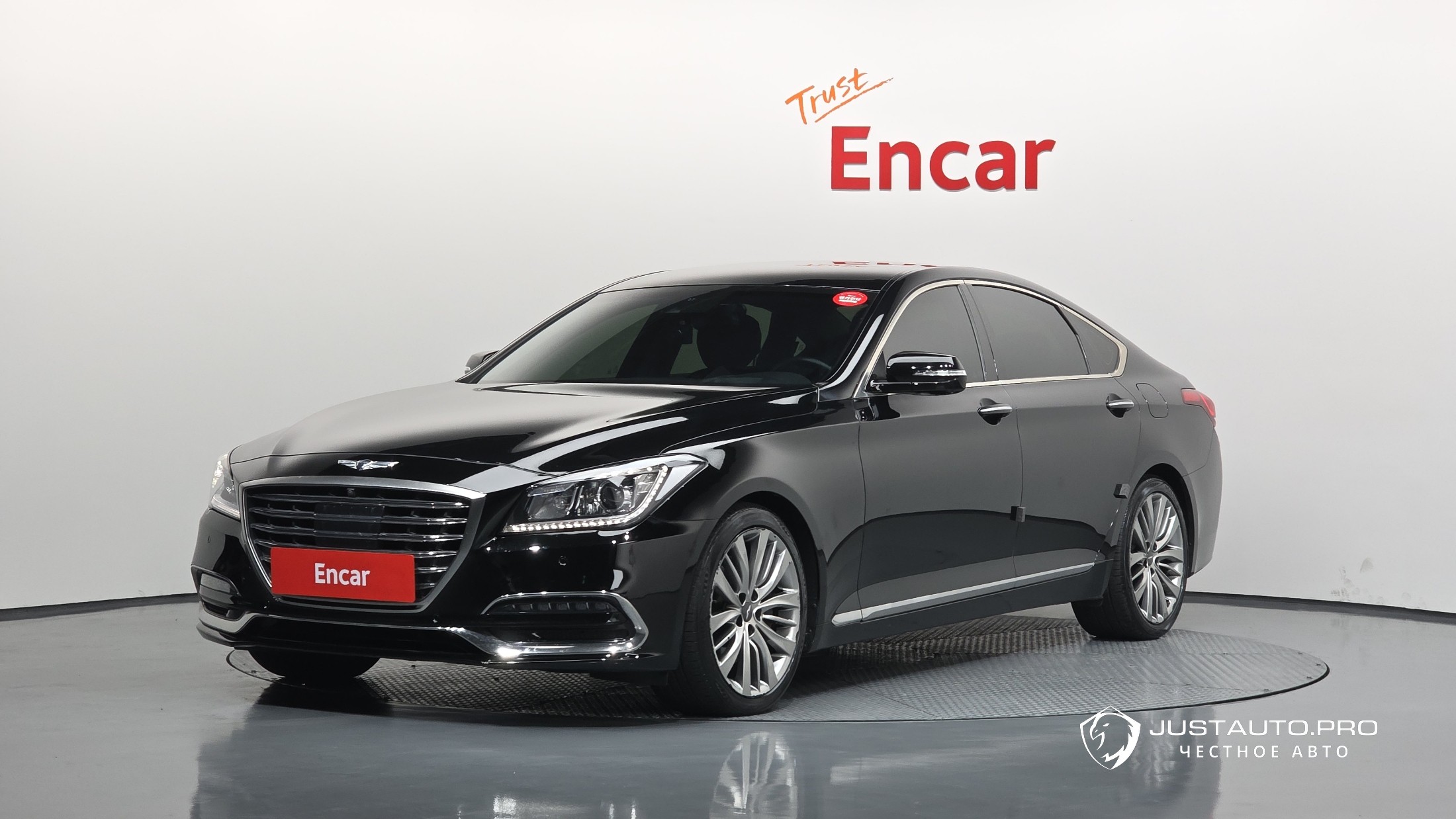 Автомобиль Genesis G80