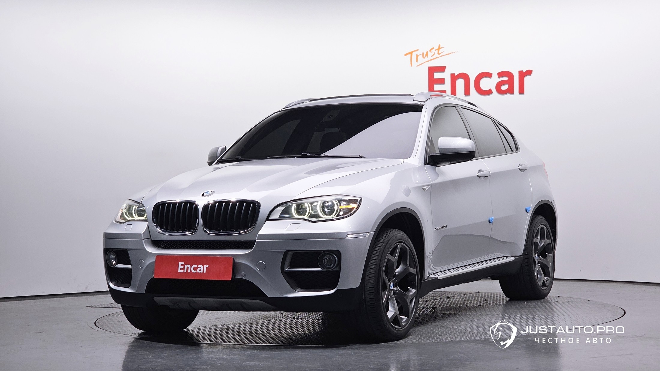 Автомобиль BMW X6
