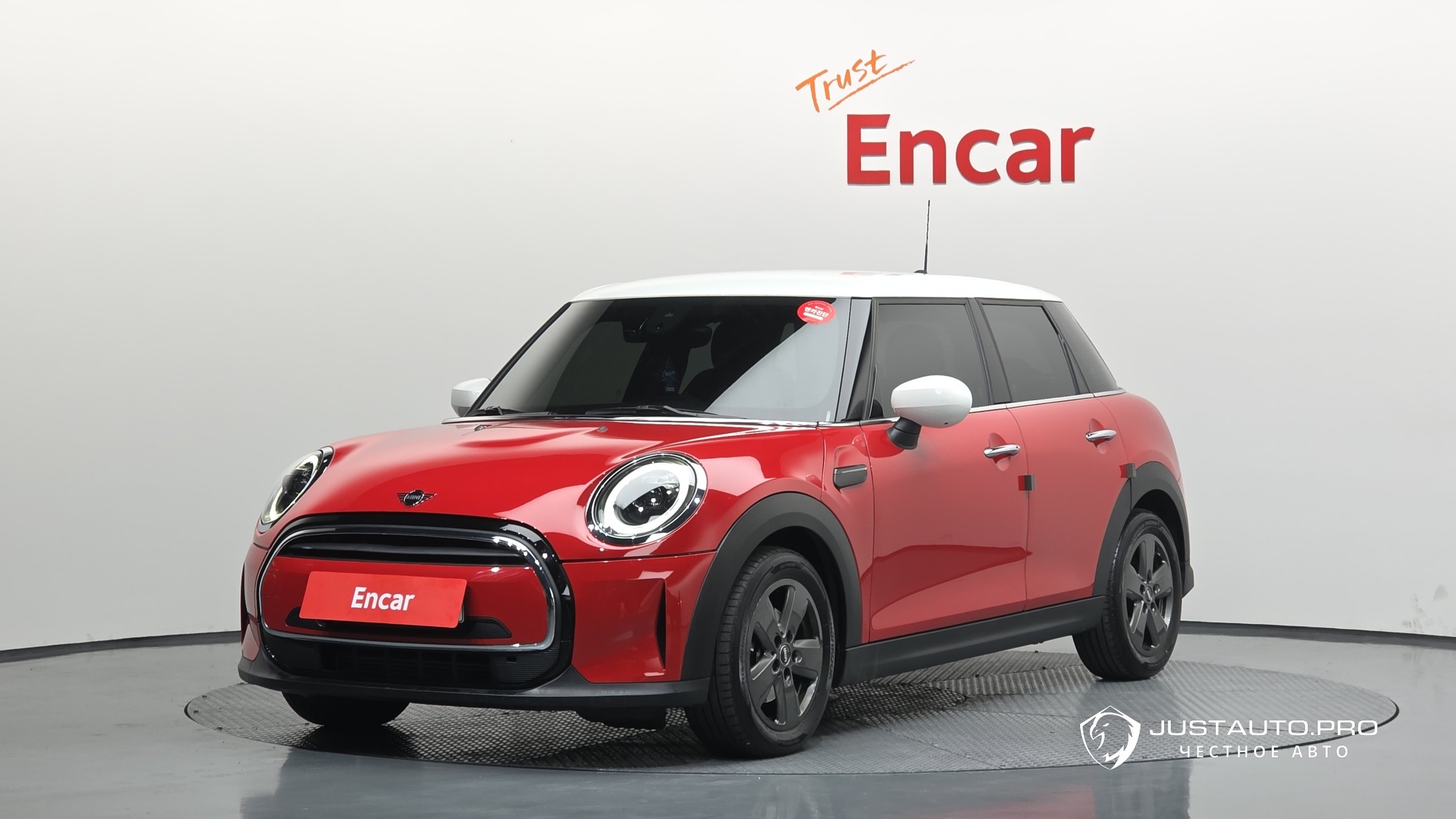 Автомобиль Mini Cooper