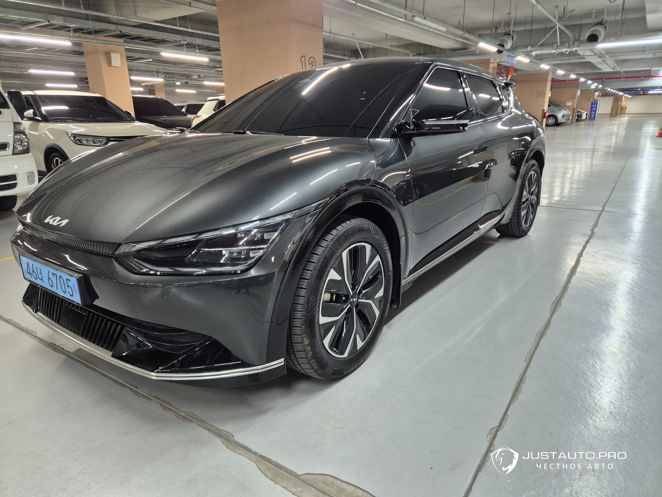 Автомобиль Kia EV6