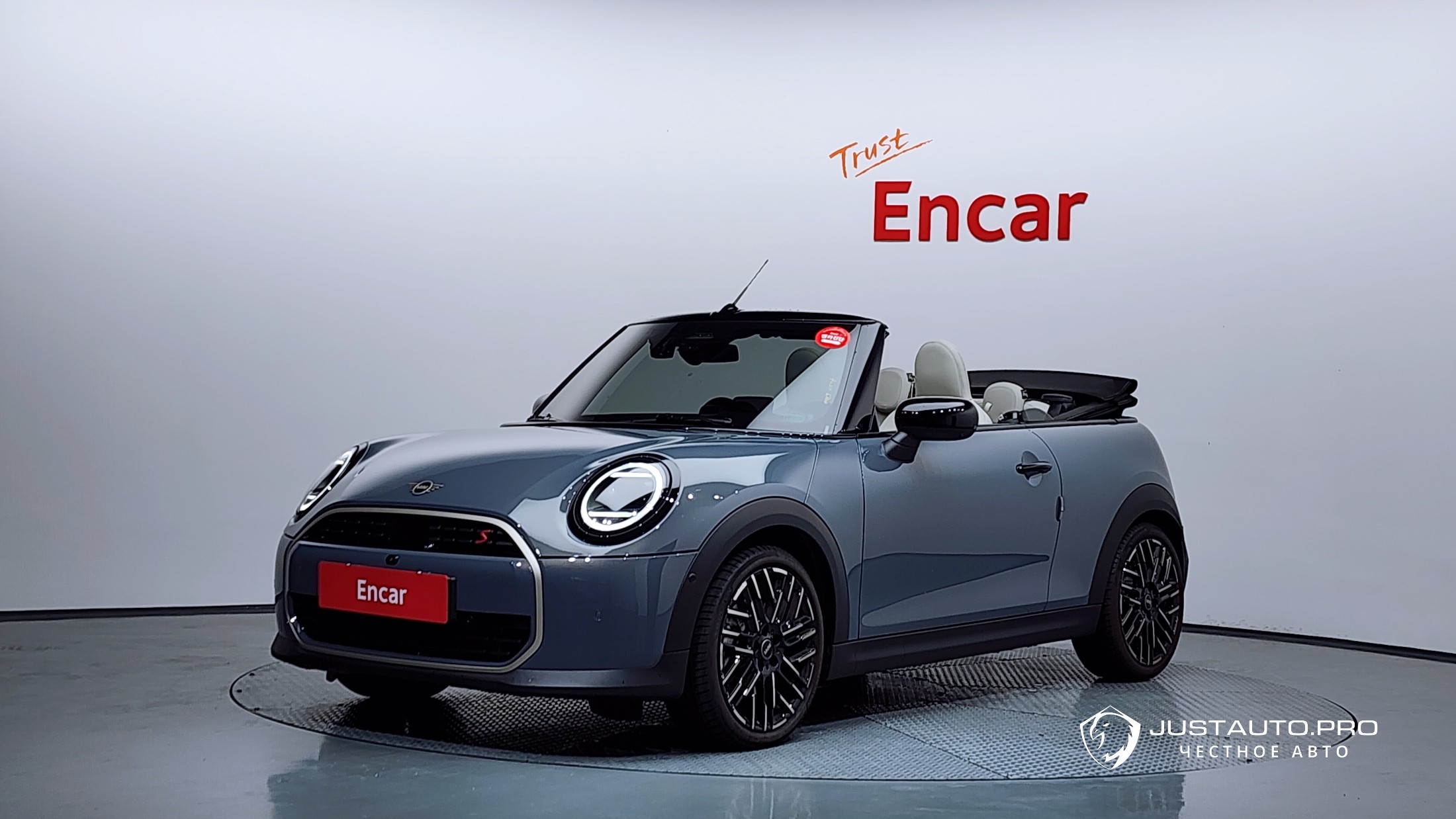 Автомобиль Mini Cooper Convertible