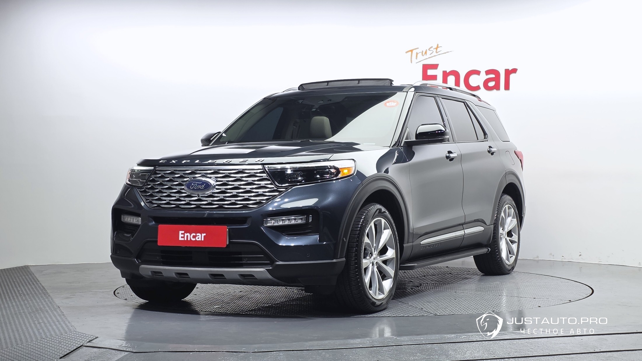 Автомобиль Ford Explorer