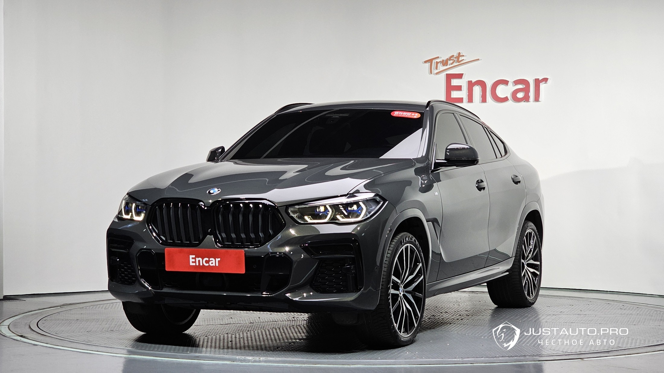Автомобиль BMW X6