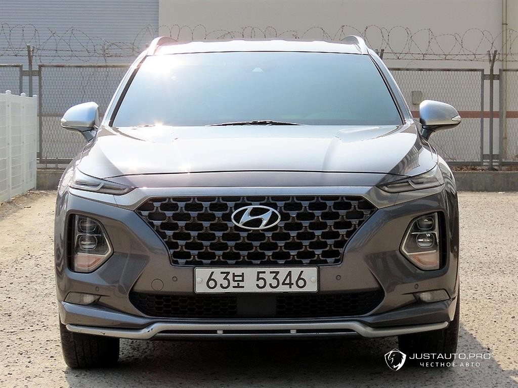 Автомобиль Hyundai Santafe