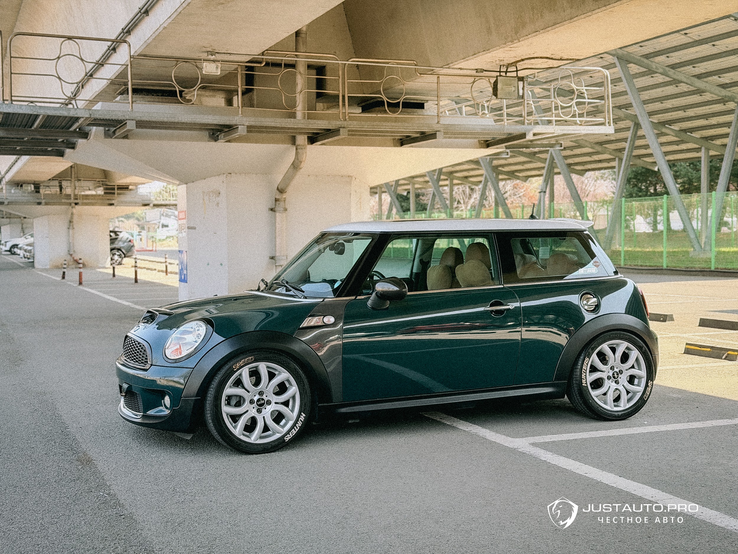 Автомобиль Mini Cooper