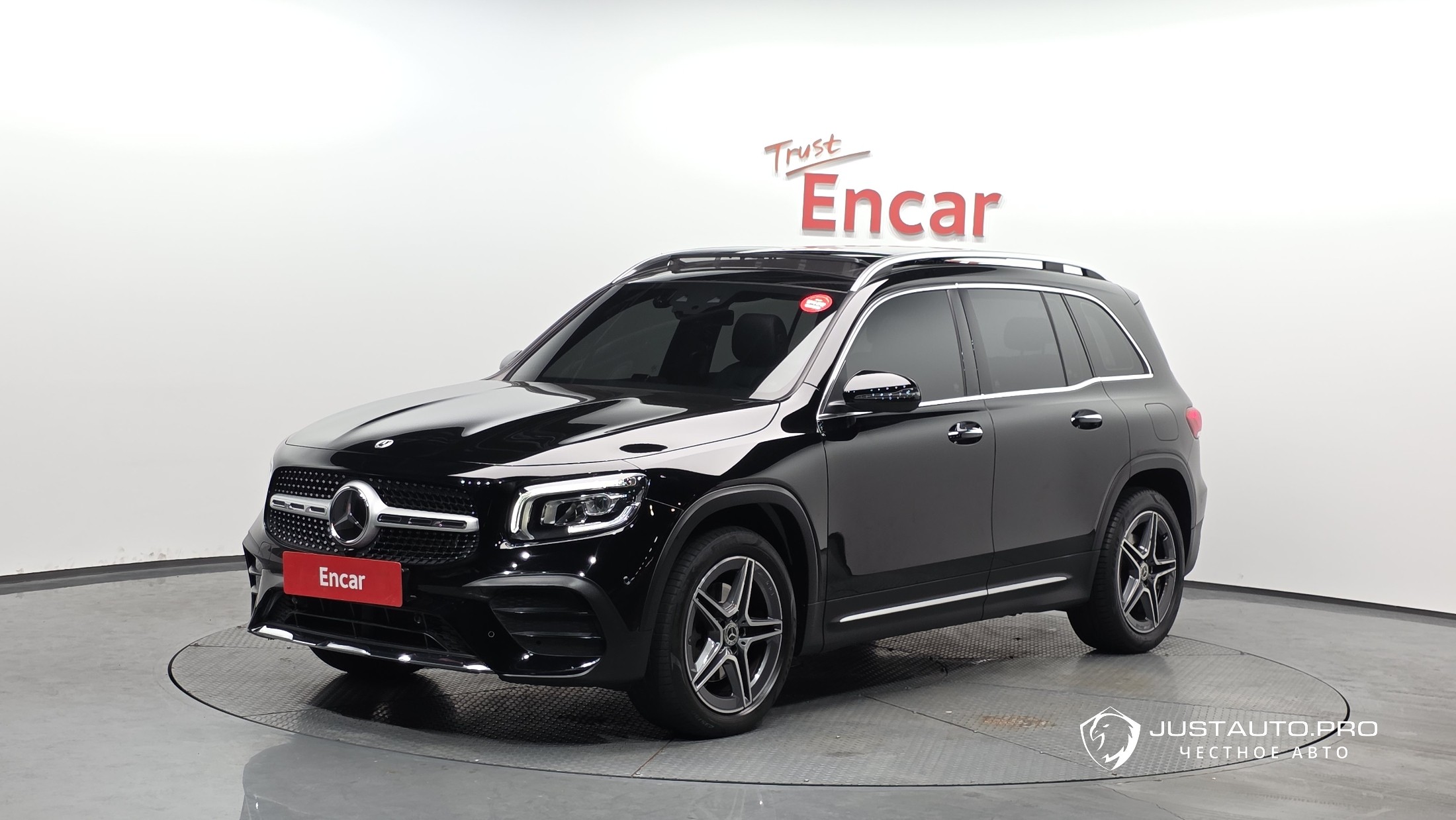 Автомобиль Mercedes-Benz GLB-Class
