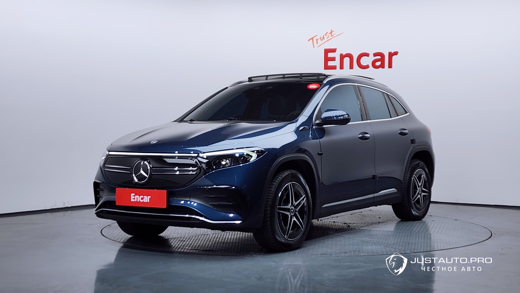 Автомобиль Mercedes-Benz EQA