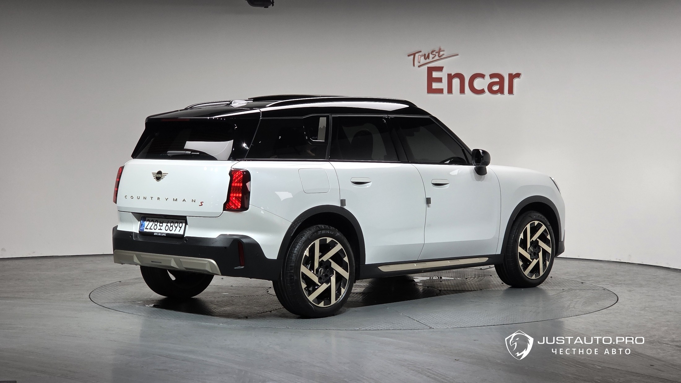 Автомобиль Mini Countryman