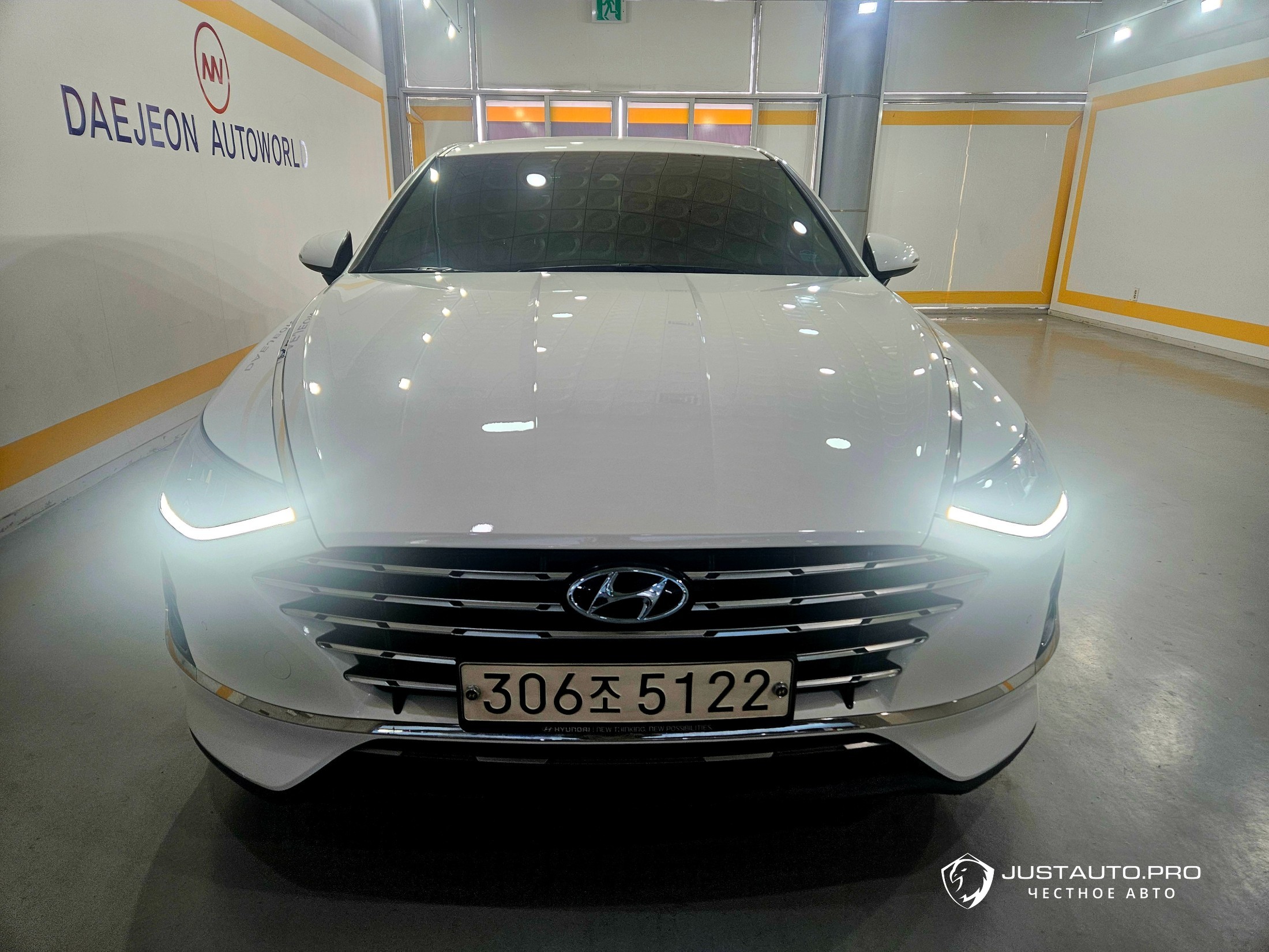 Автомобиль Hyundai Sonata