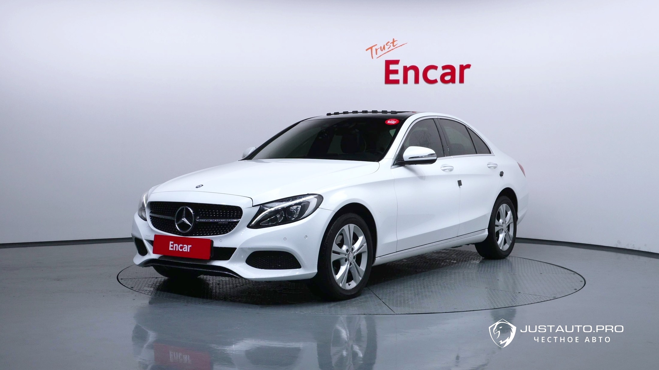 Автомобиль Mercedes-Benz C-Class