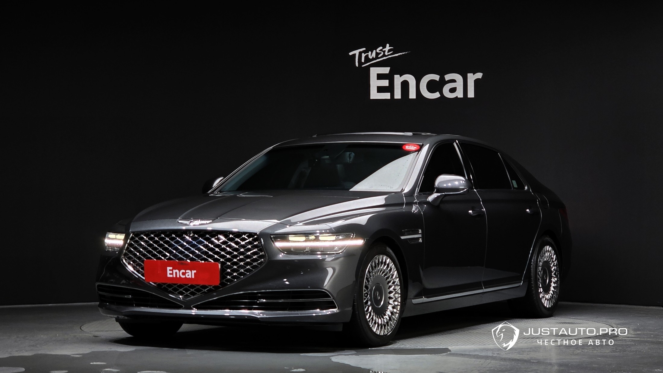 Автомобиль Genesis G90