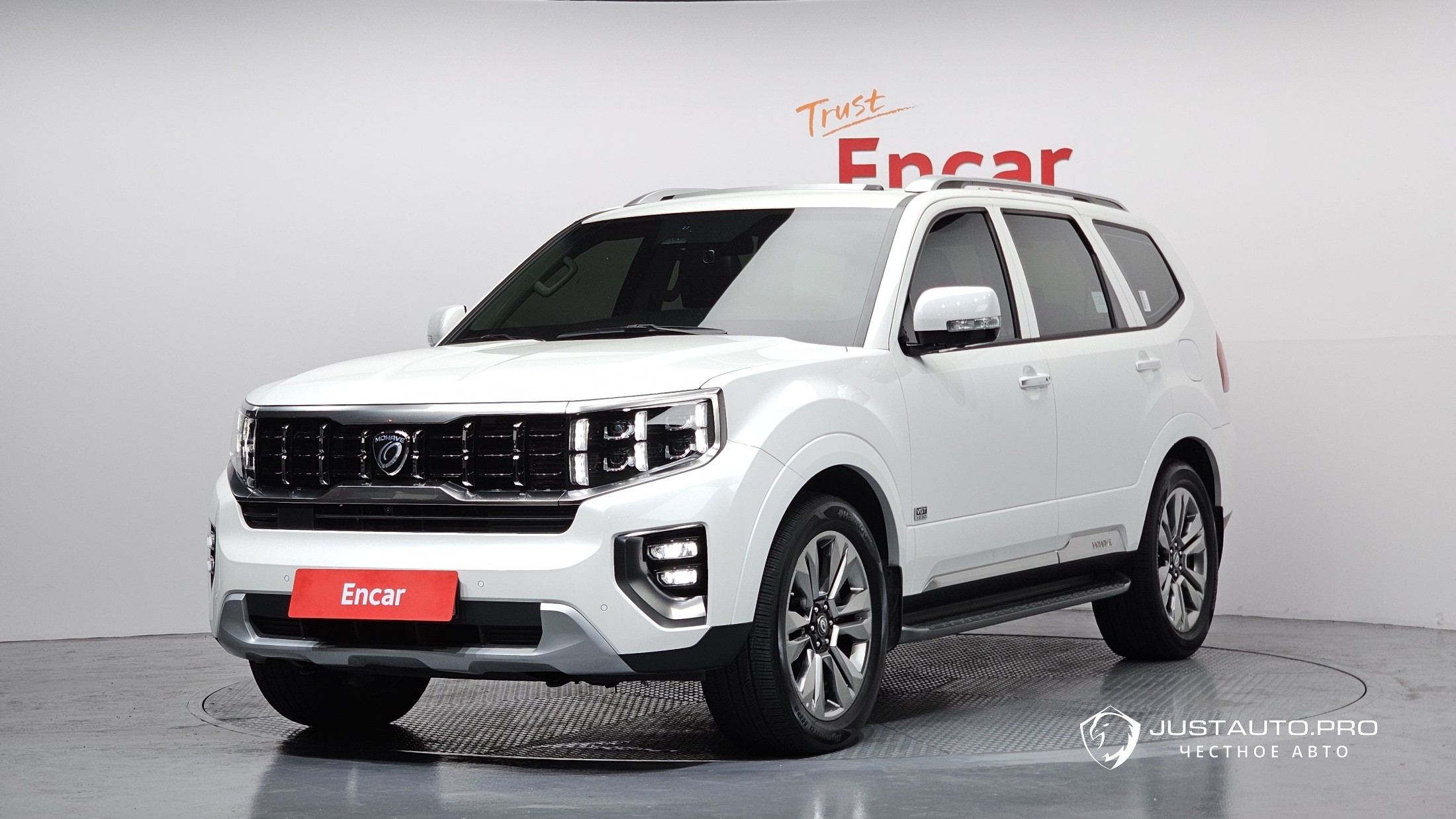 Автомобиль Kia Mohave