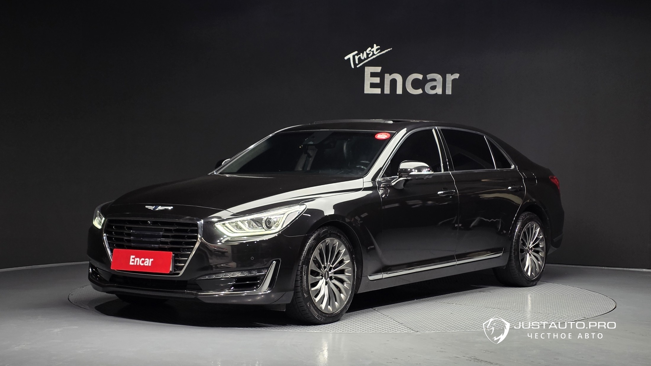 Автомобиль Genesis EQ900
