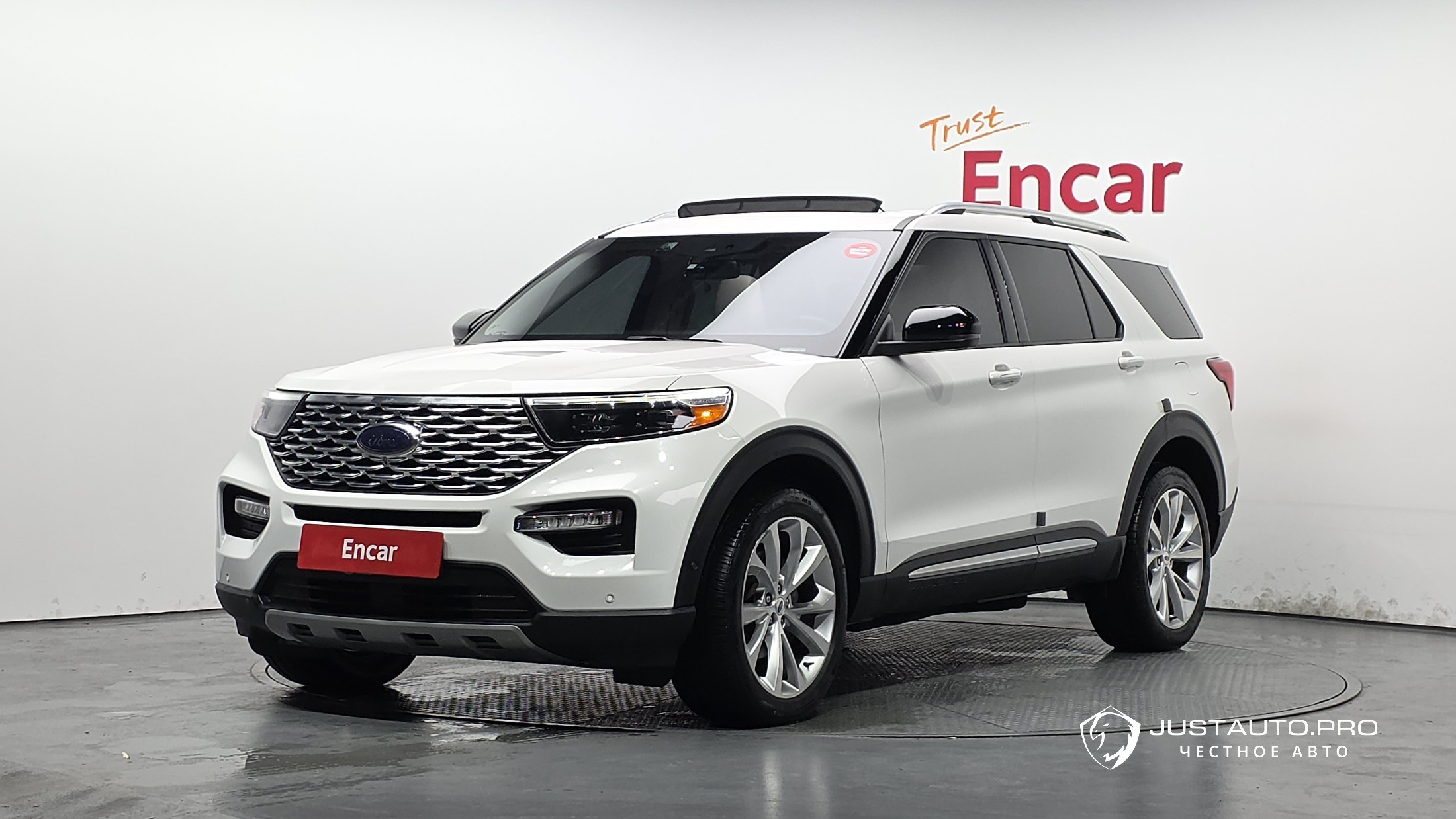 Автомобиль Ford Explorer