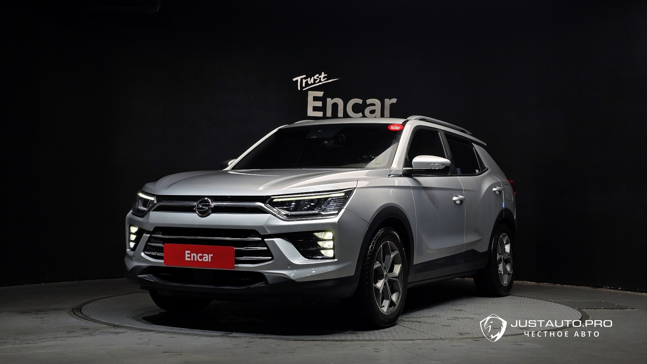 Автомобиль KG_Mobility_Ssangyong KORANDO