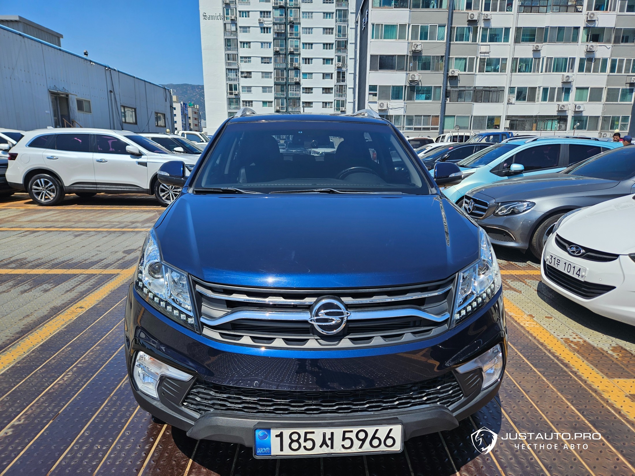 Автомобиль KG_Mobility_Ssangyong KORANDO