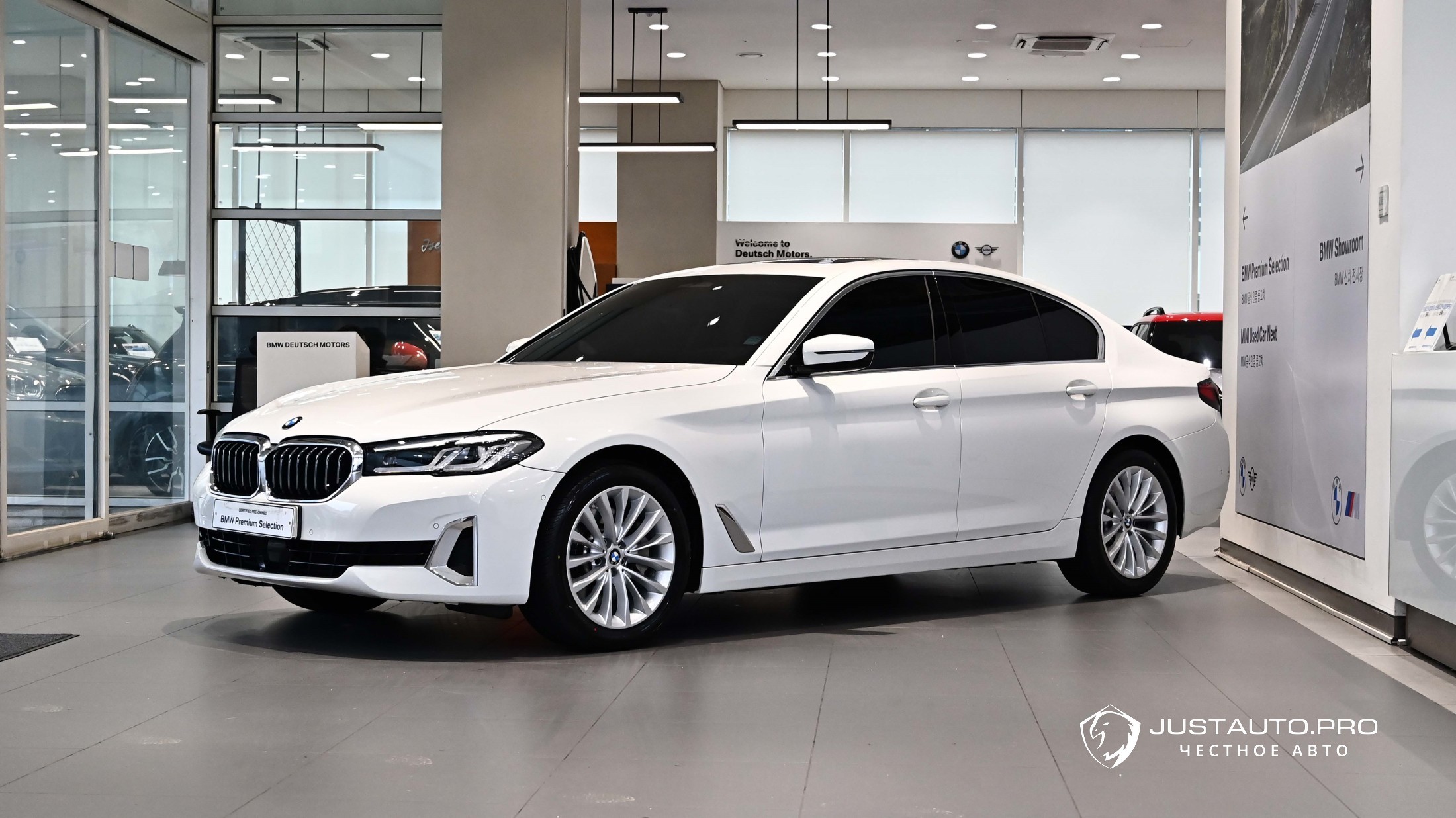 Автомобиль BMW 5-Series