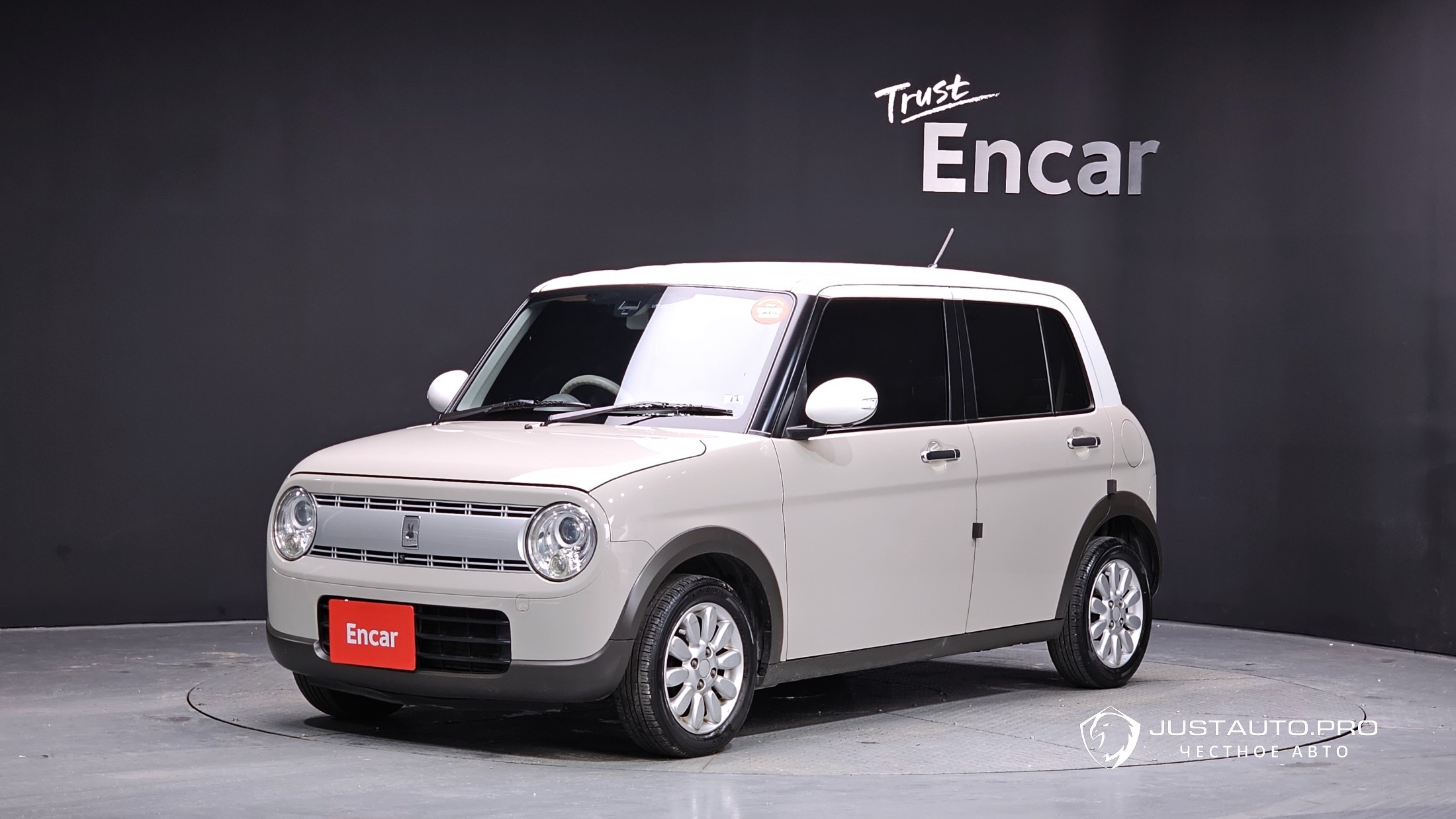 Автомобиль Suzuki Alto Lapin