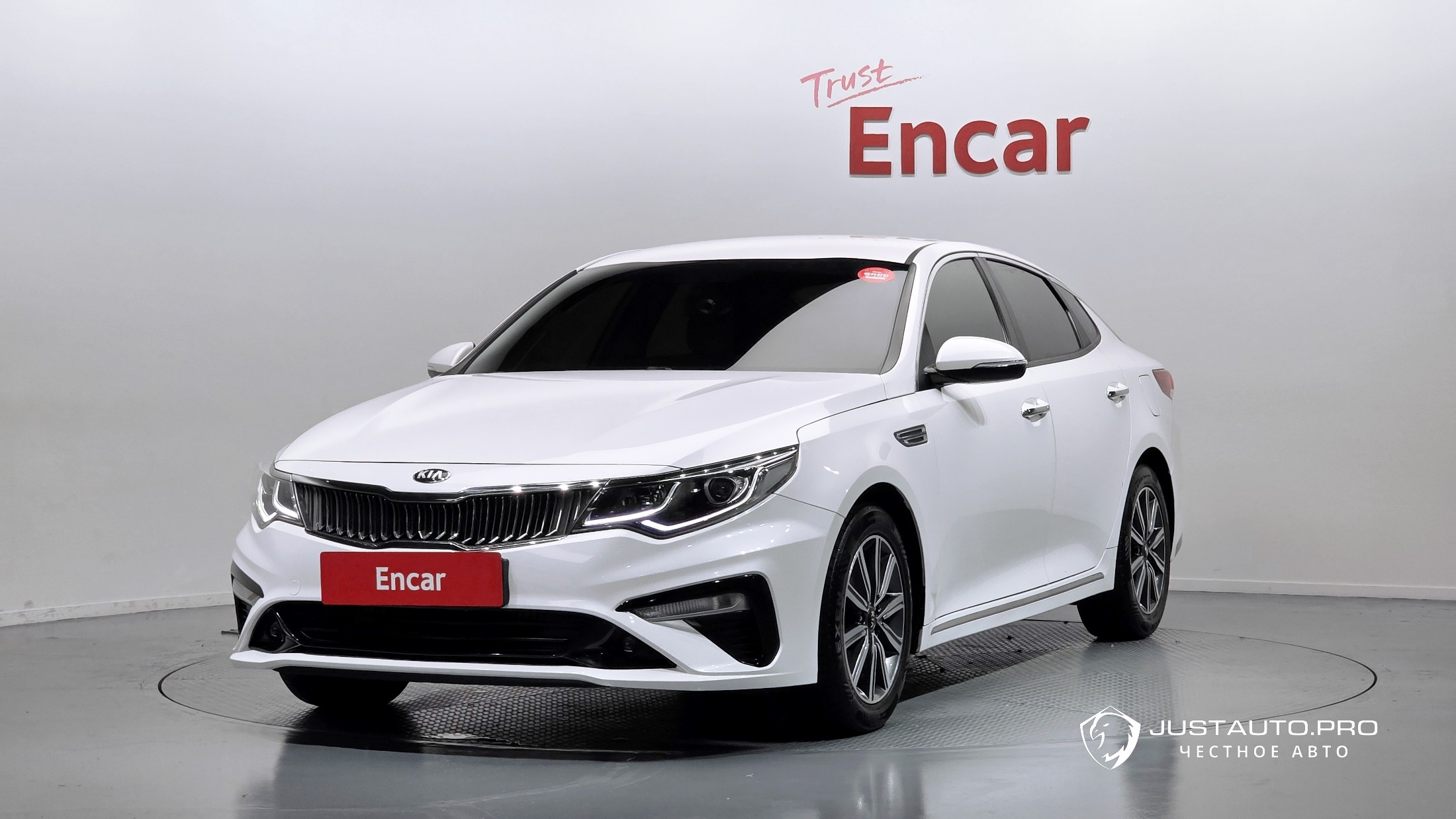 Автомобиль Kia K5